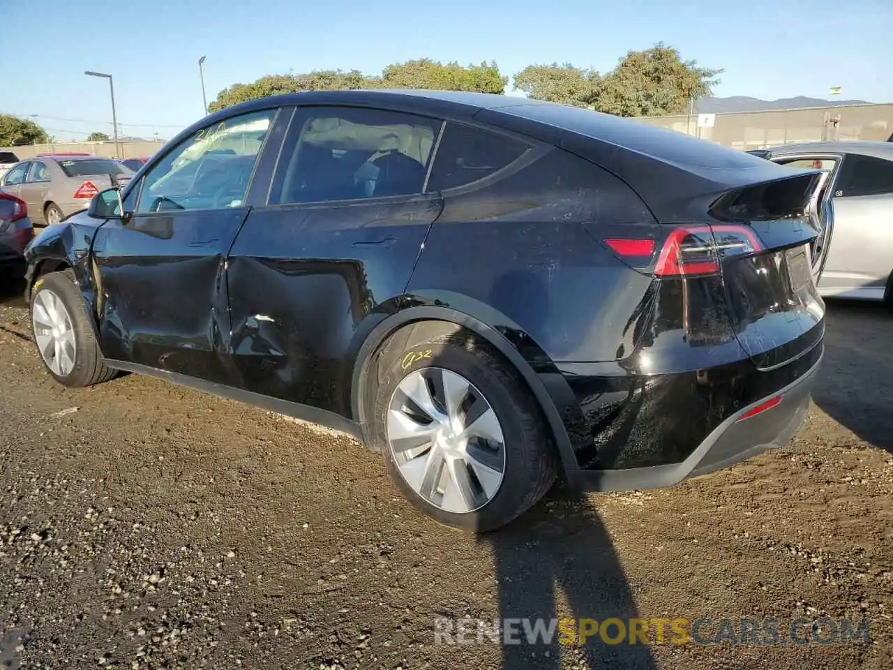 2 Photograph of a damaged car 7SAYGDEE0NF375747 TESLA MODEL Y 2022