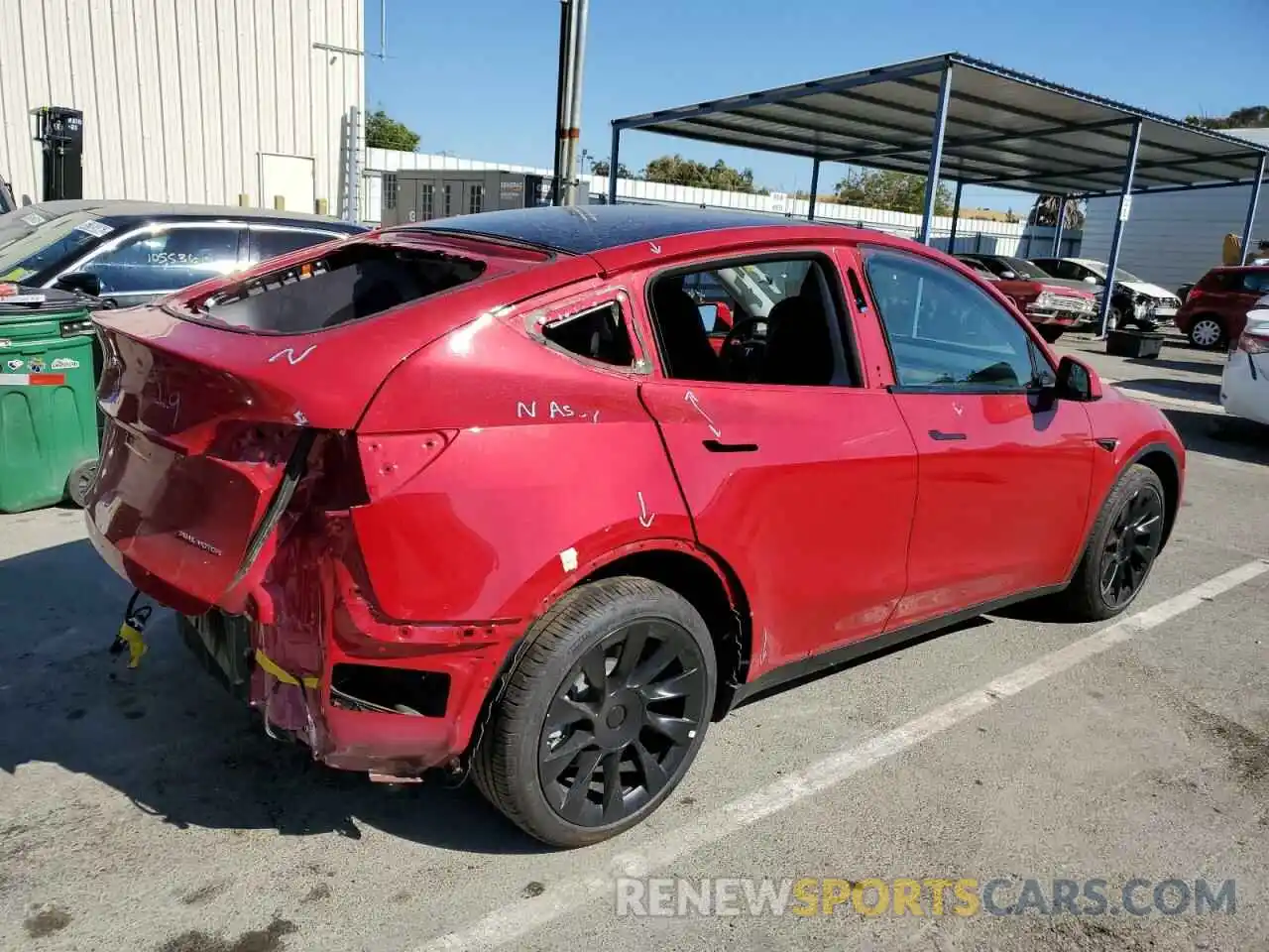 4 Photograph of a damaged car 7SAYGDEE0NF386926 TESLA MODEL Y 2022