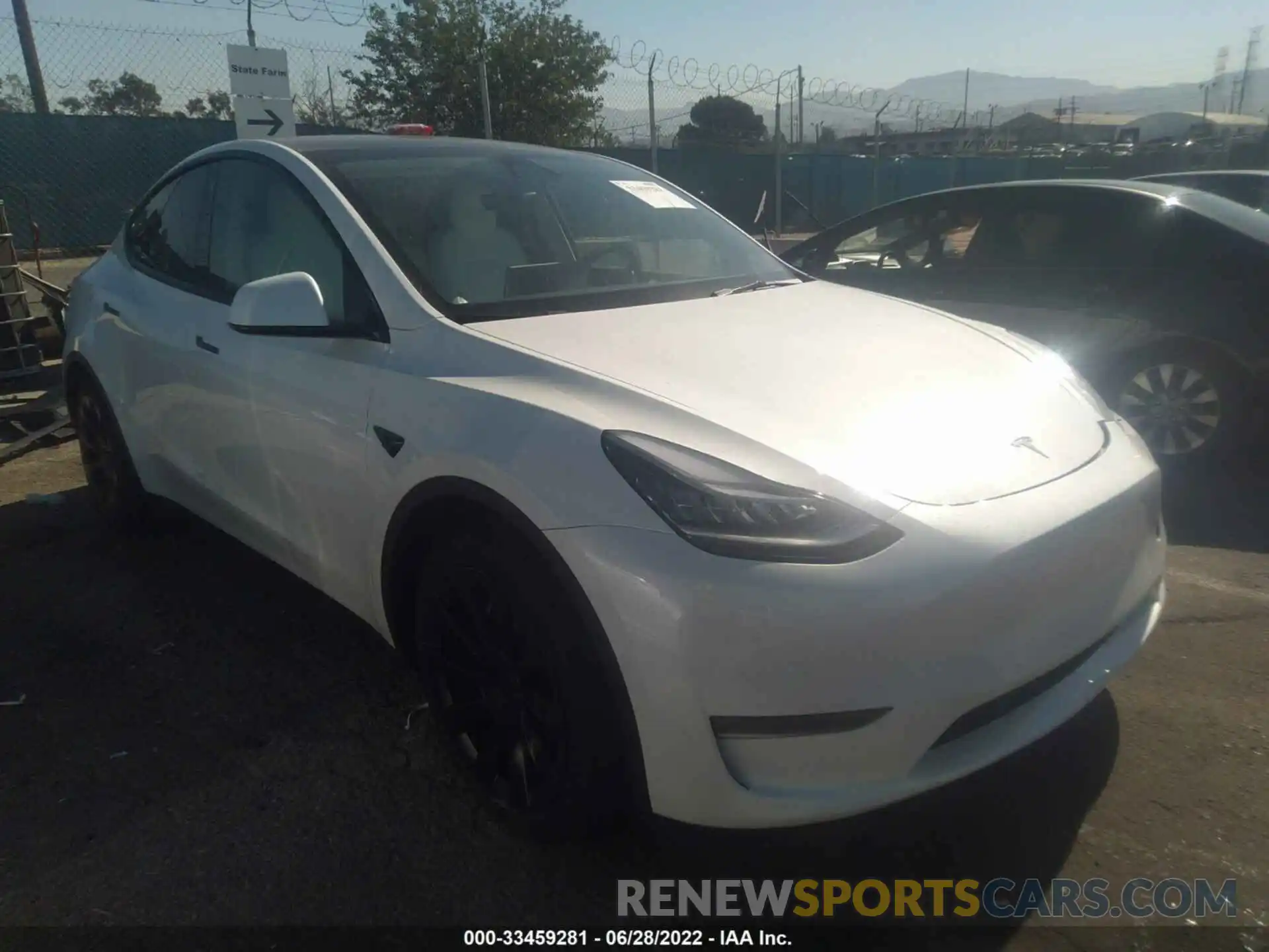 1 Фотография поврежденного автомобиля 7SAYGDEE0NF409637 TESLA MODEL Y 2022