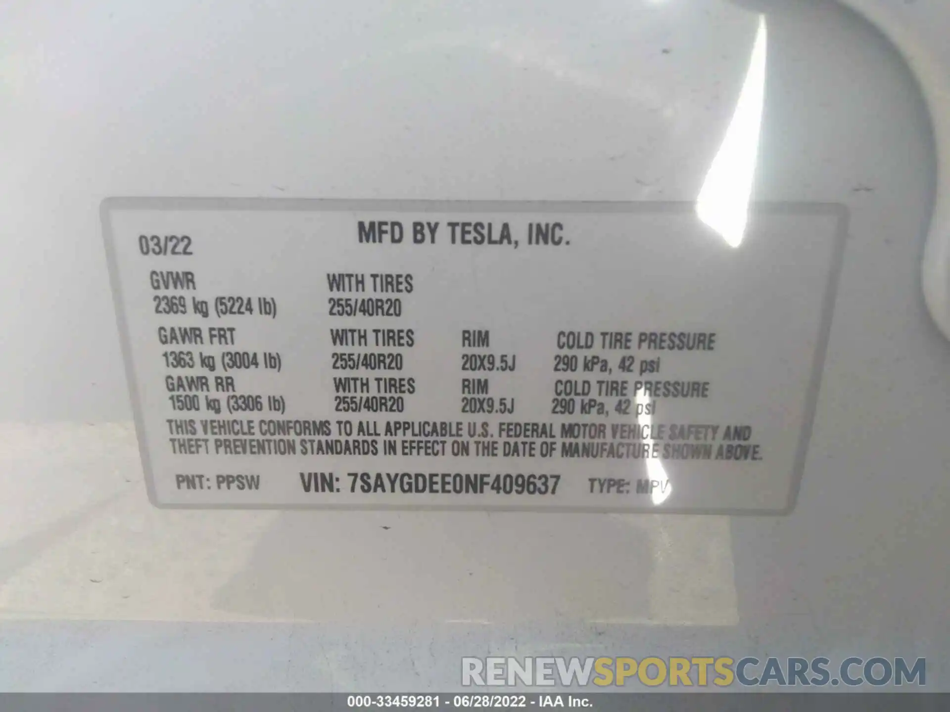 9 Photograph of a damaged car 7SAYGDEE0NF409637 TESLA MODEL Y 2022