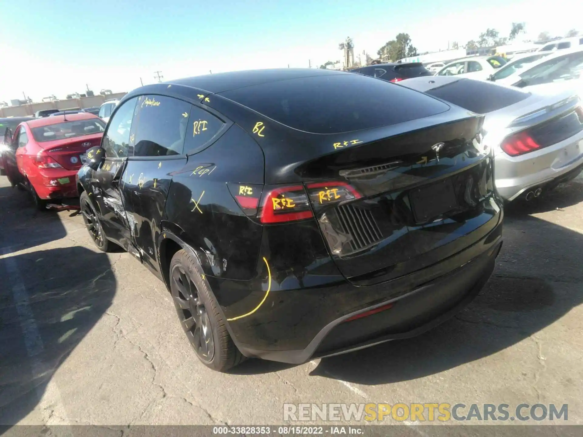 3 Photograph of a damaged car 7SAYGDEE0NF438409 TESLA MODEL Y 2022