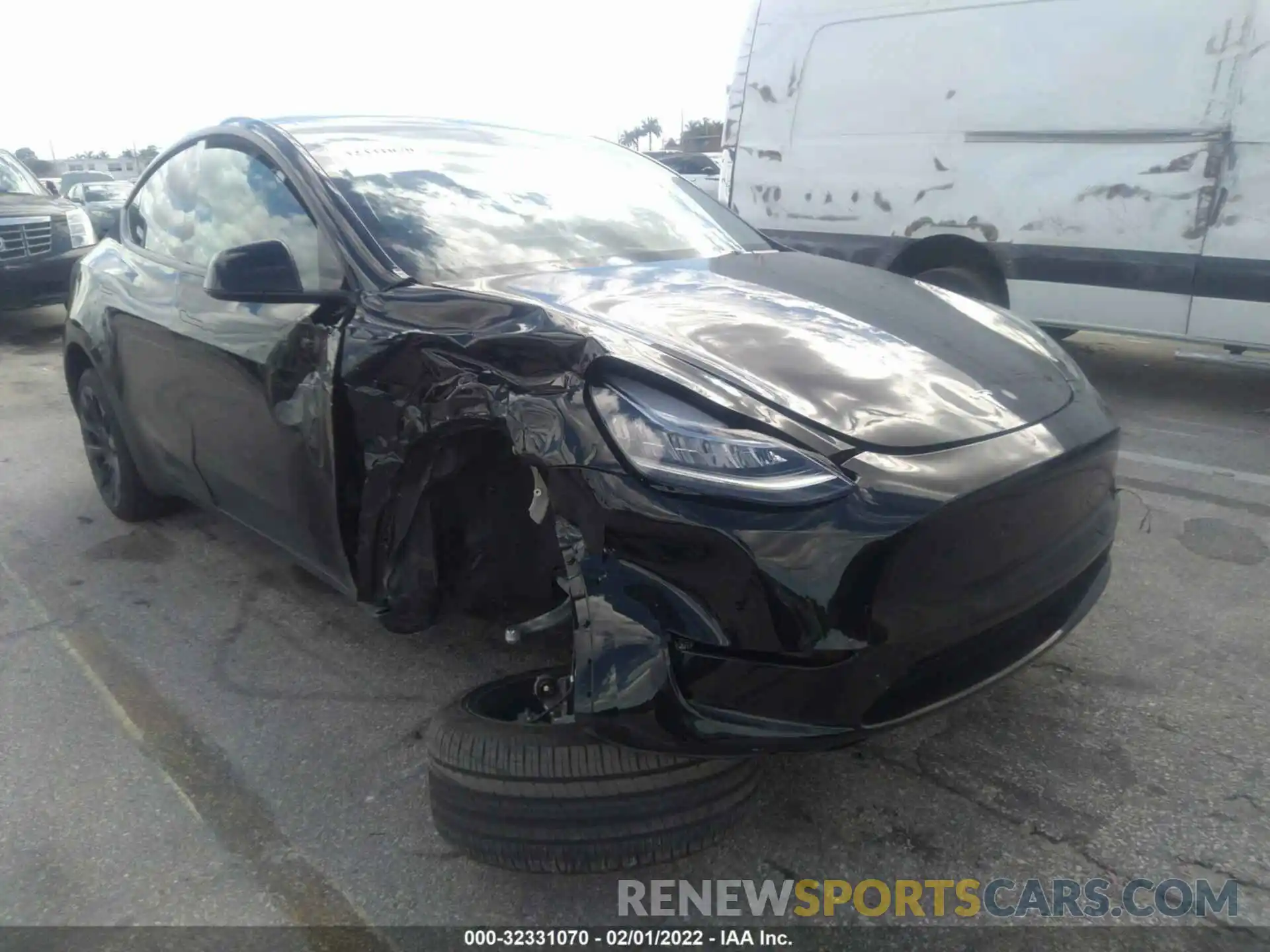 6 Photograph of a damaged car 7SAYGDEE1NF310504 TESLA MODEL Y 2022