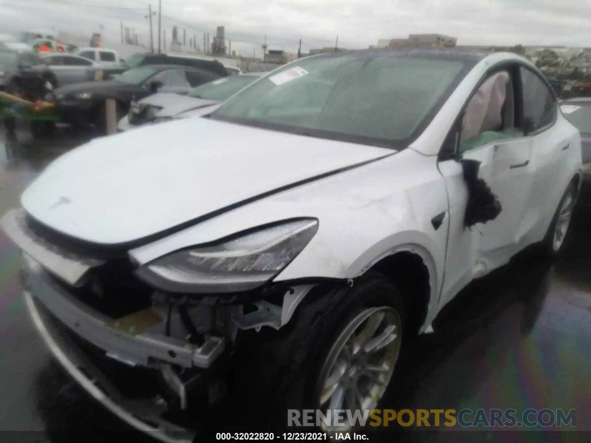 6 Photograph of a damaged car 7SAYGDEE1NF325004 TESLA MODEL Y 2022