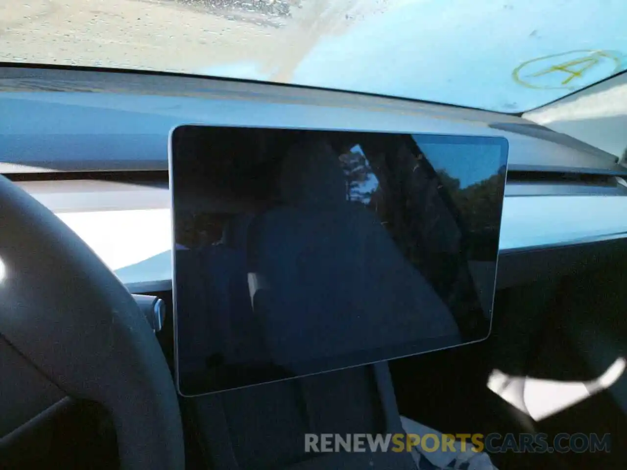 8 Photograph of a damaged car 7SAYGDEE1NF327531 TESLA MODEL Y 2022