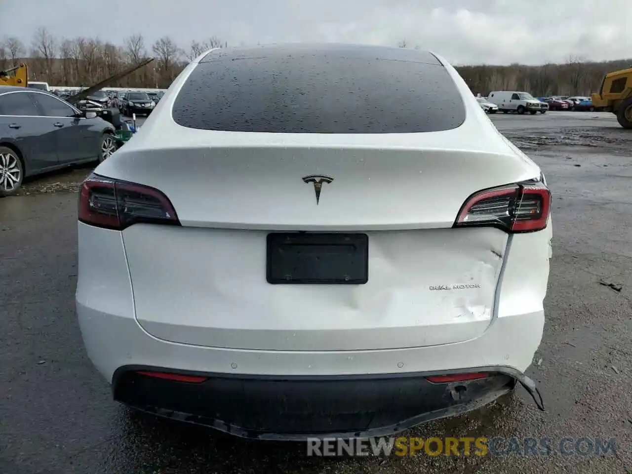 6 Photograph of a damaged car 7SAYGDEE1NF338349 TESLA MODEL Y 2022