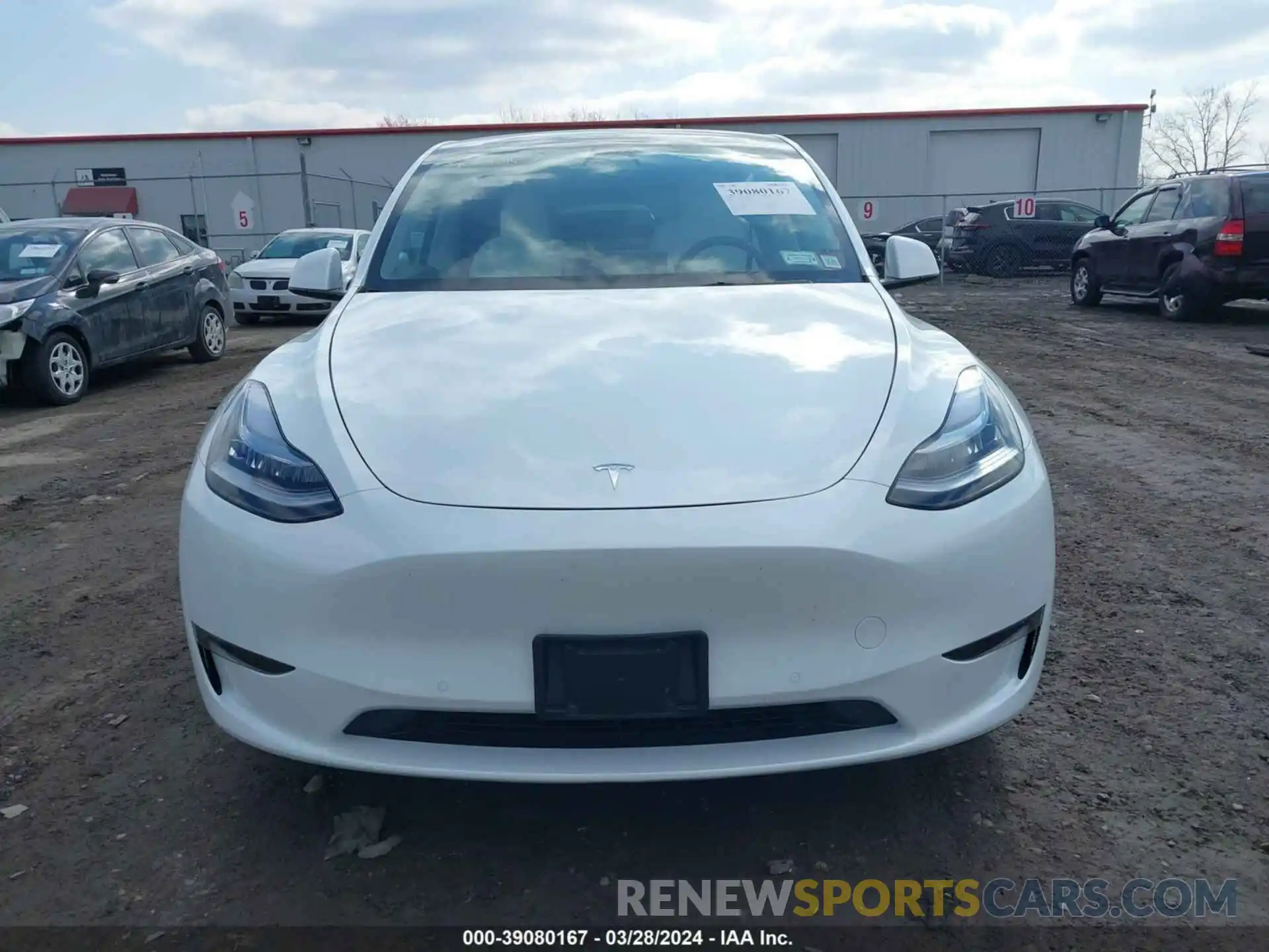 12 Photograph of a damaged car 7SAYGDEE1NF419206 TESLA MODEL Y 2022