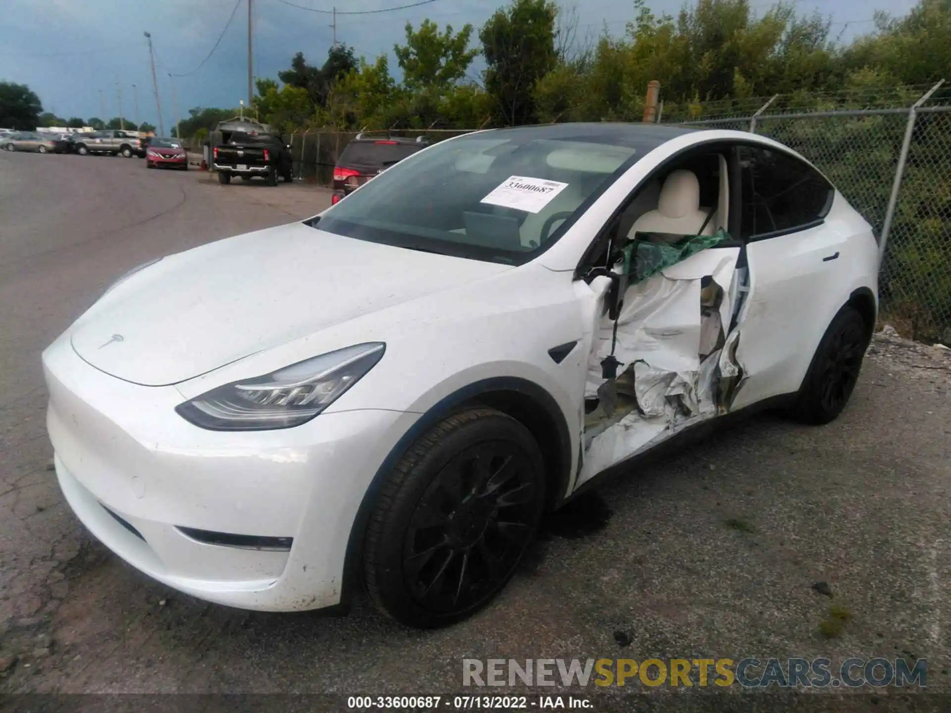 2 Фотография поврежденного автомобиля 7SAYGDEE1NF431100 TESLA MODEL Y 2022