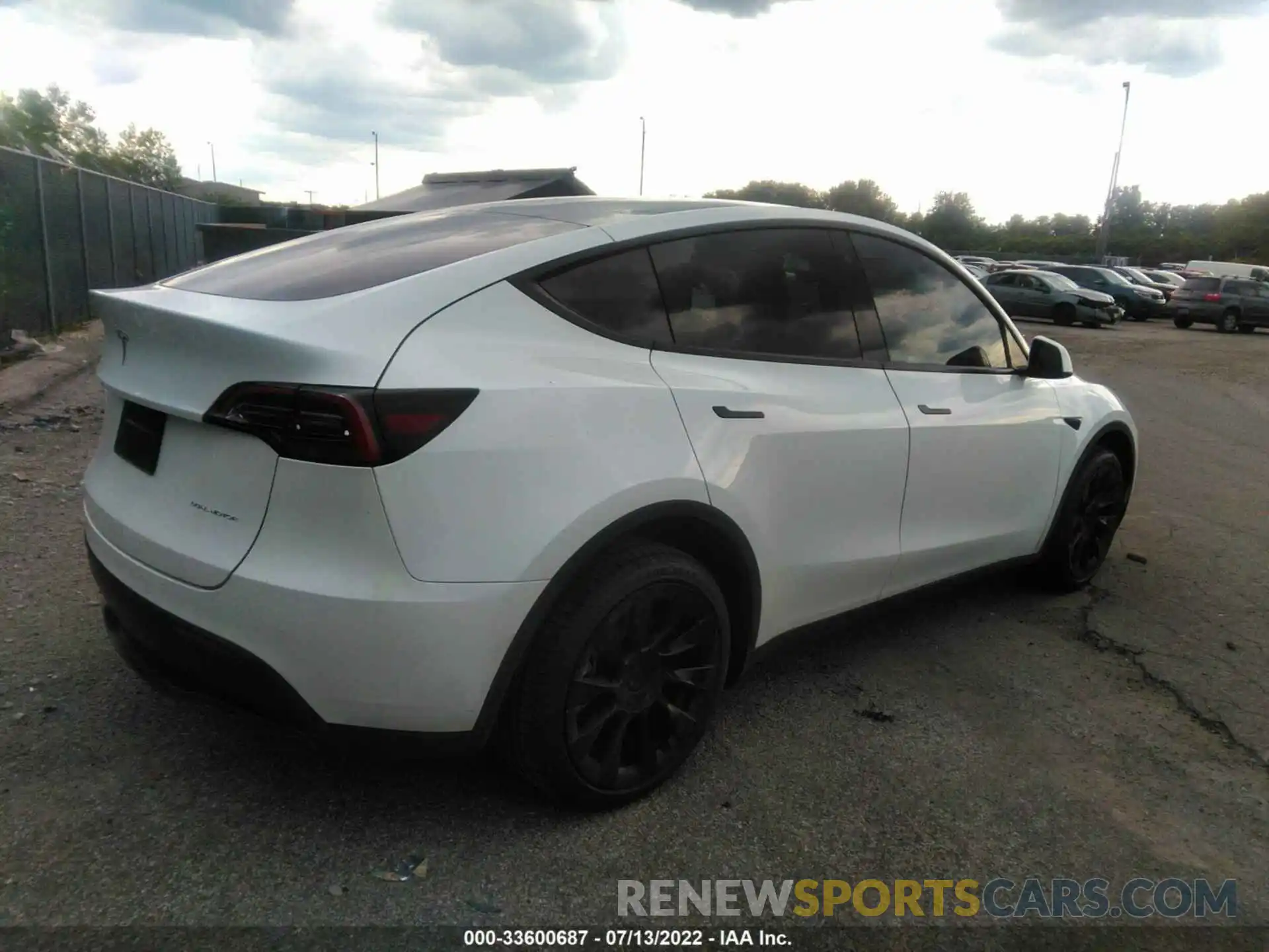 4 Фотография поврежденного автомобиля 7SAYGDEE1NF431100 TESLA MODEL Y 2022