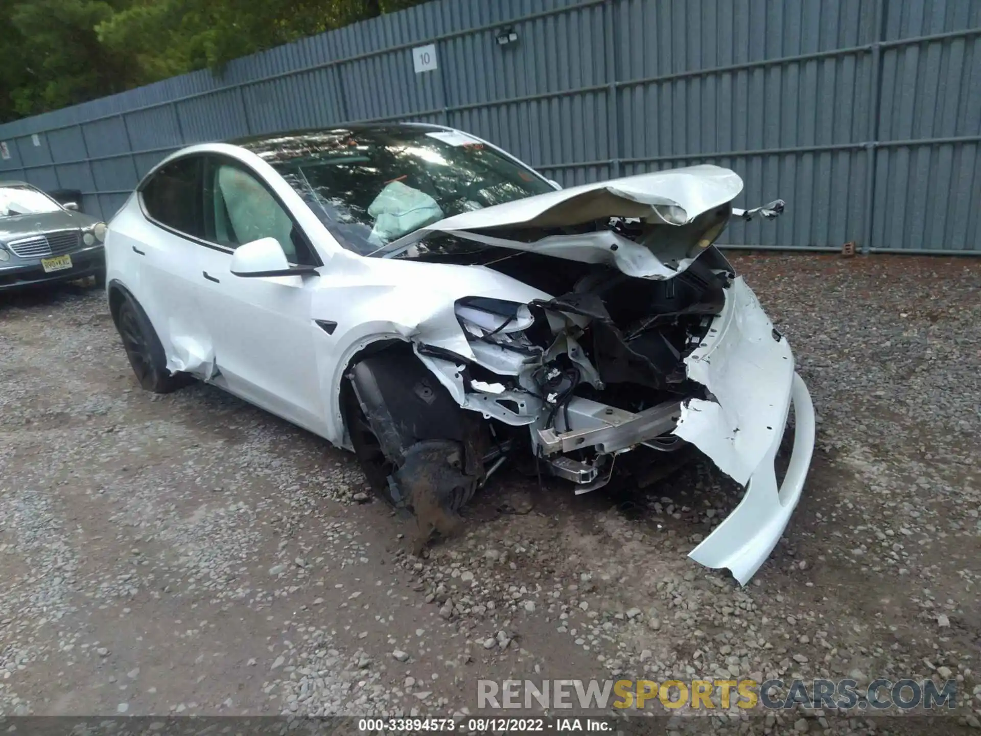 1 Photograph of a damaged car 7SAYGDEE1NF435843 TESLA MODEL Y 2022