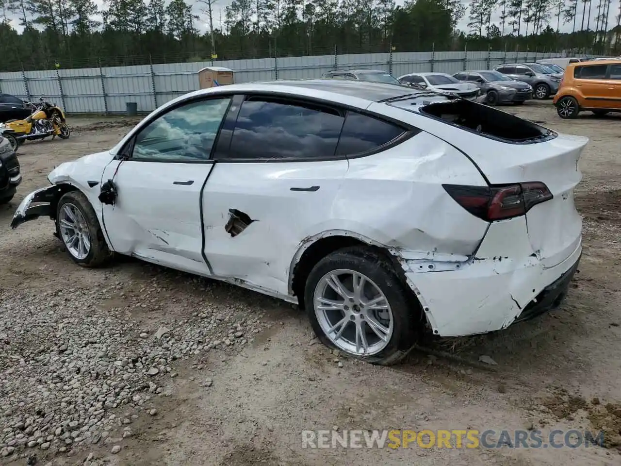 2 Photograph of a damaged car 7SAYGDEE1NF490650 TESLA MODEL Y 2022