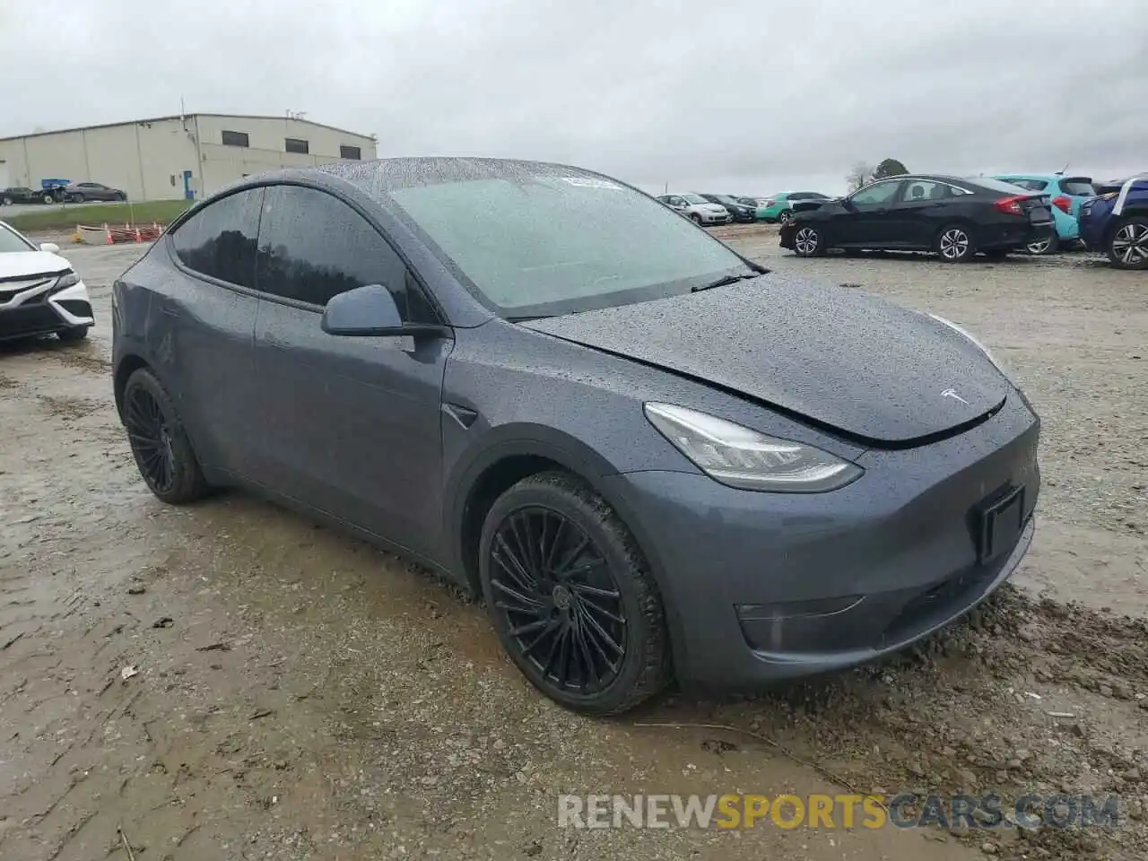 4 Photograph of a damaged car 7SAYGDEE2NF307319 TESLA MODEL Y 2022