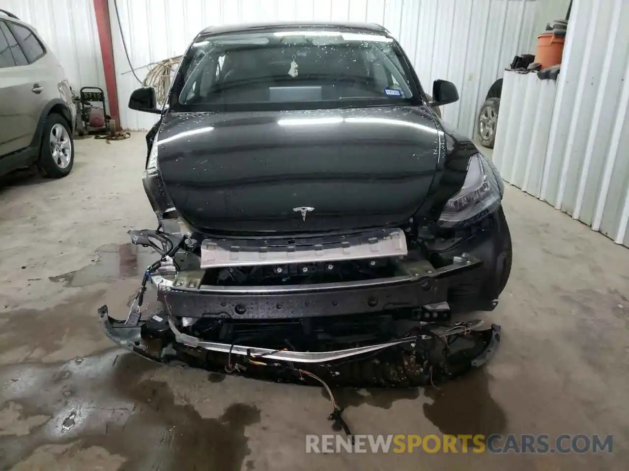 7 Photograph of a damaged car 7SAYGDEE2NF310477 TESLA MODEL Y 2022