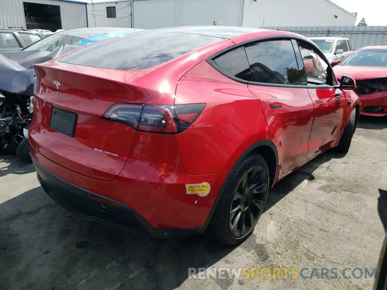 4 Photograph of a damaged car 7SAYGDEE2NF321916 TESLA MODEL Y 2022