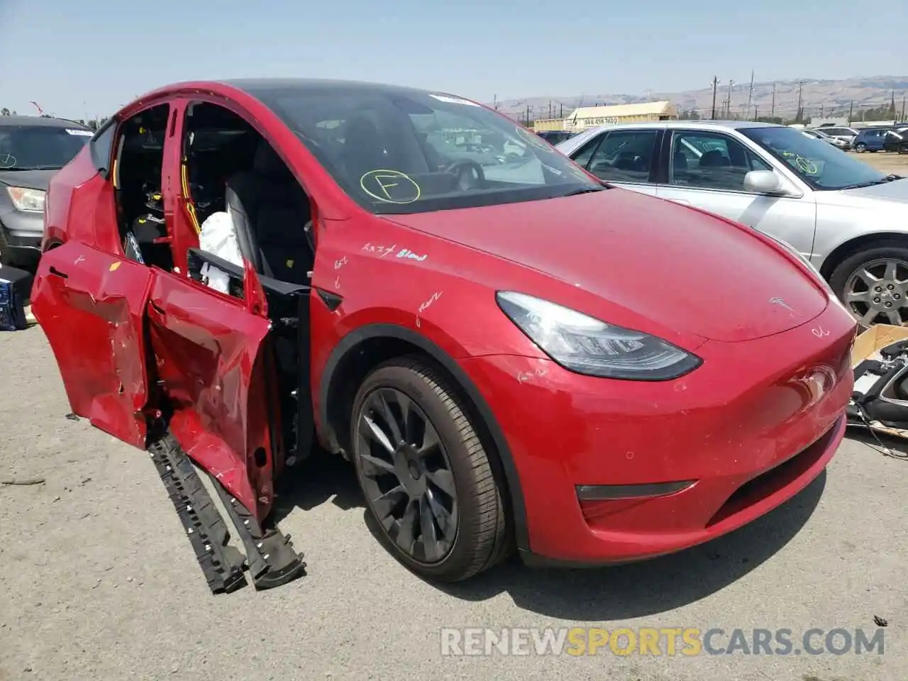 9 Photograph of a damaged car 7SAYGDEE2NF350381 TESLA MODEL Y 2022