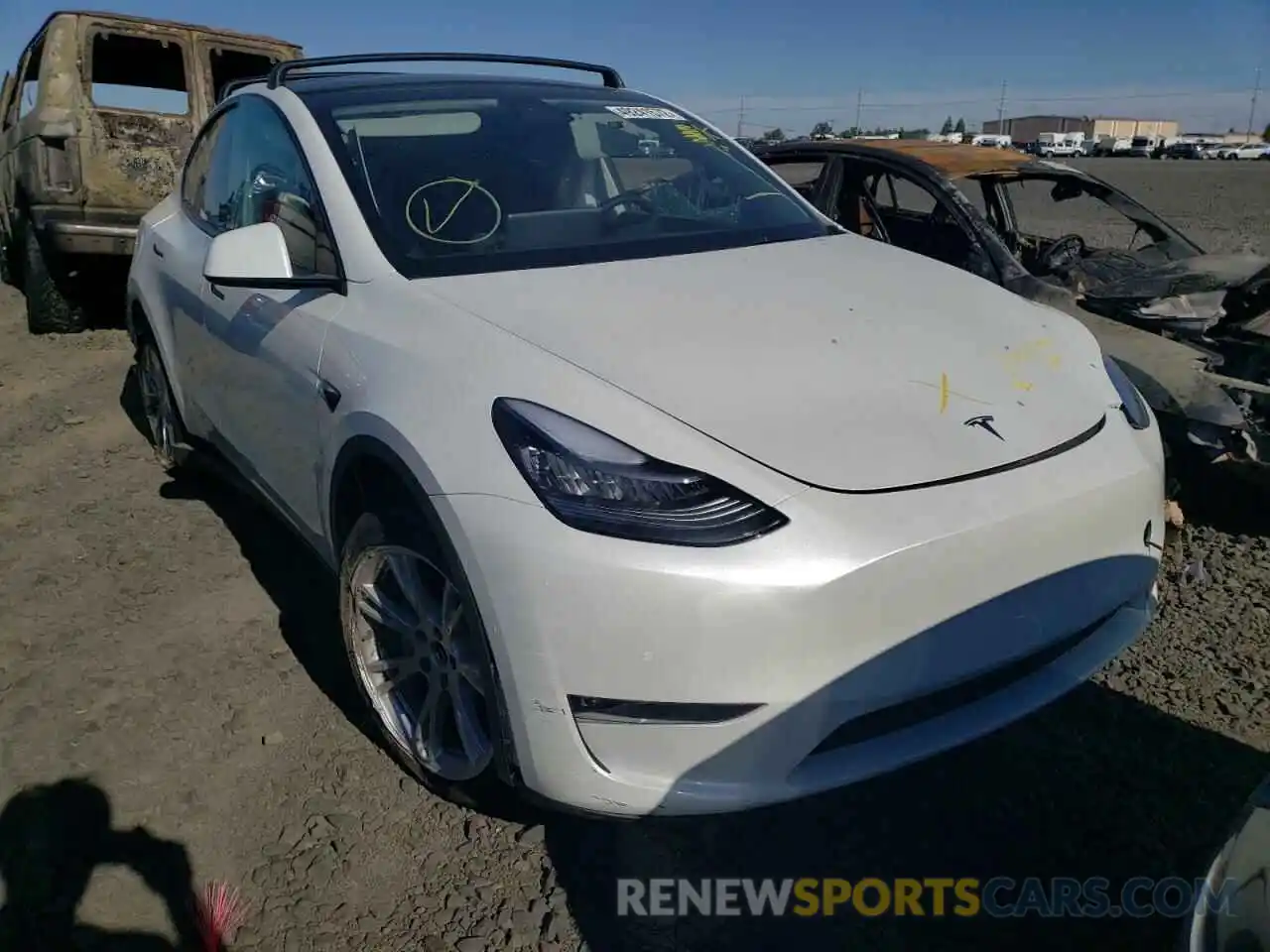 1 Фотография поврежденного автомобиля 7SAYGDEE2NF364975 TESLA MODEL Y 2022