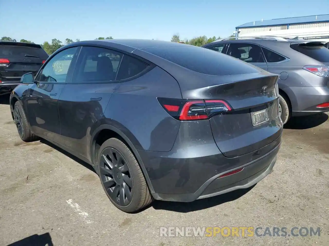 3 Photograph of a damaged car 7SAYGDEE2NF386359 TESLA MODEL Y 2022