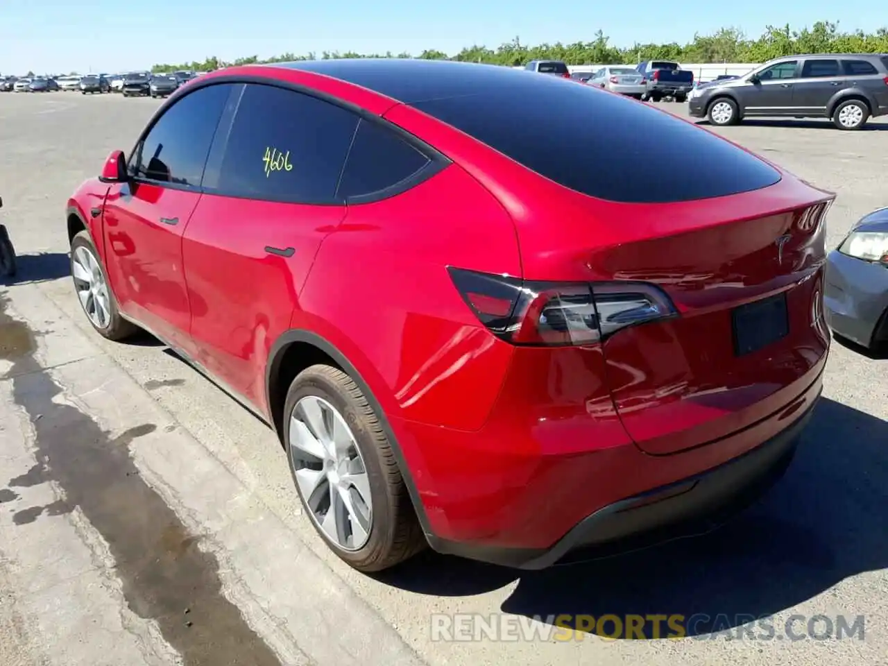 3 Photograph of a damaged car 7SAYGDEE2NF462100 TESLA MODEL Y 2022