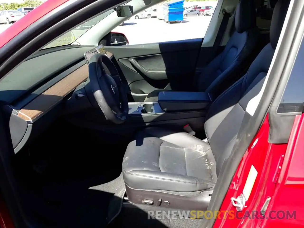 5 Photograph of a damaged car 7SAYGDEE2NF462100 TESLA MODEL Y 2022