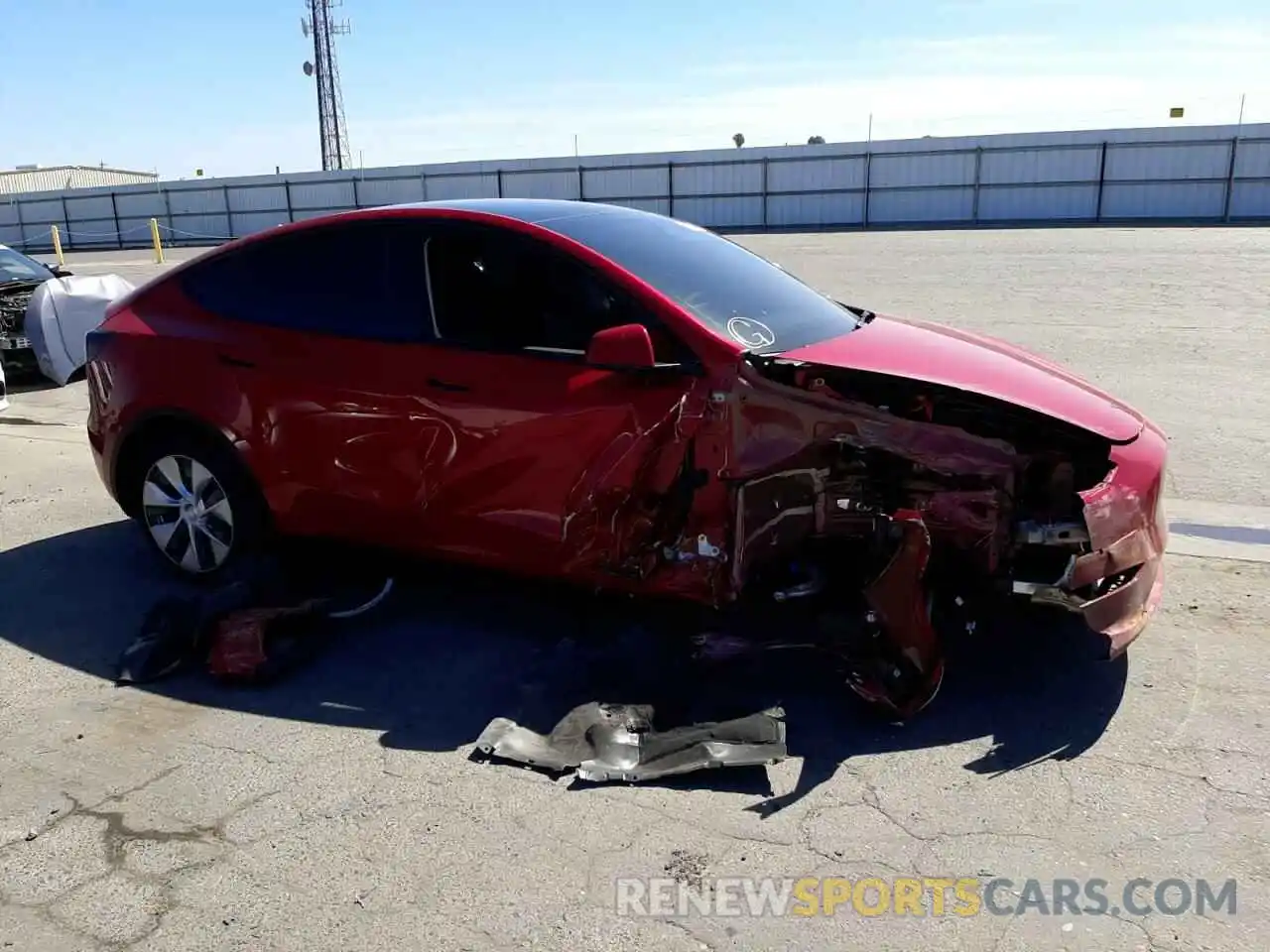 9 Photograph of a damaged car 7SAYGDEE2NF462100 TESLA MODEL Y 2022