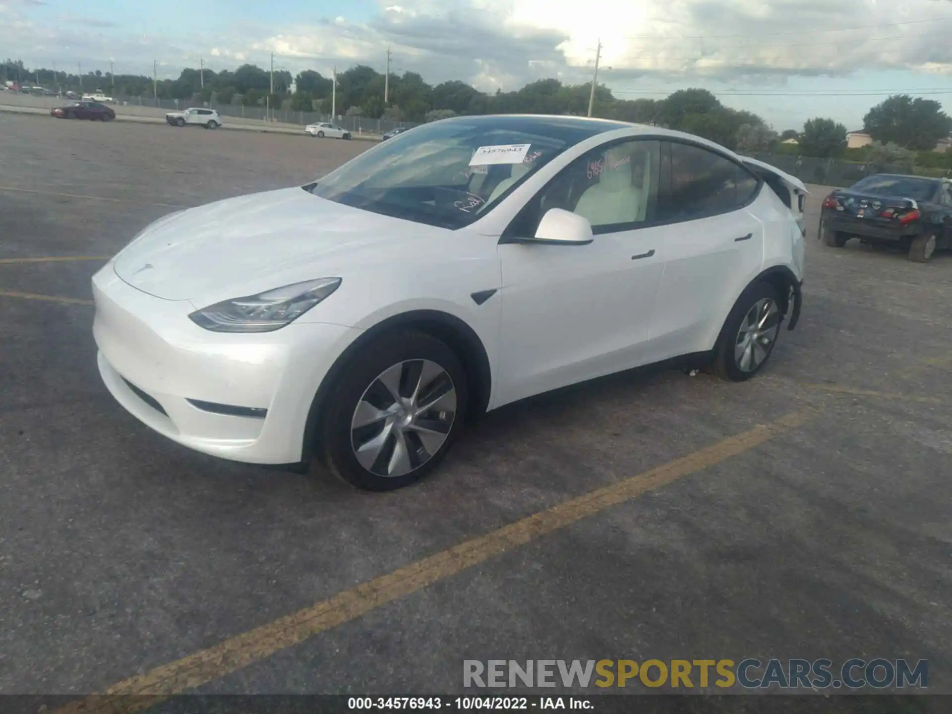 2 Фотография поврежденного автомобиля 7SAYGDEE2NF467510 TESLA MODEL Y 2022