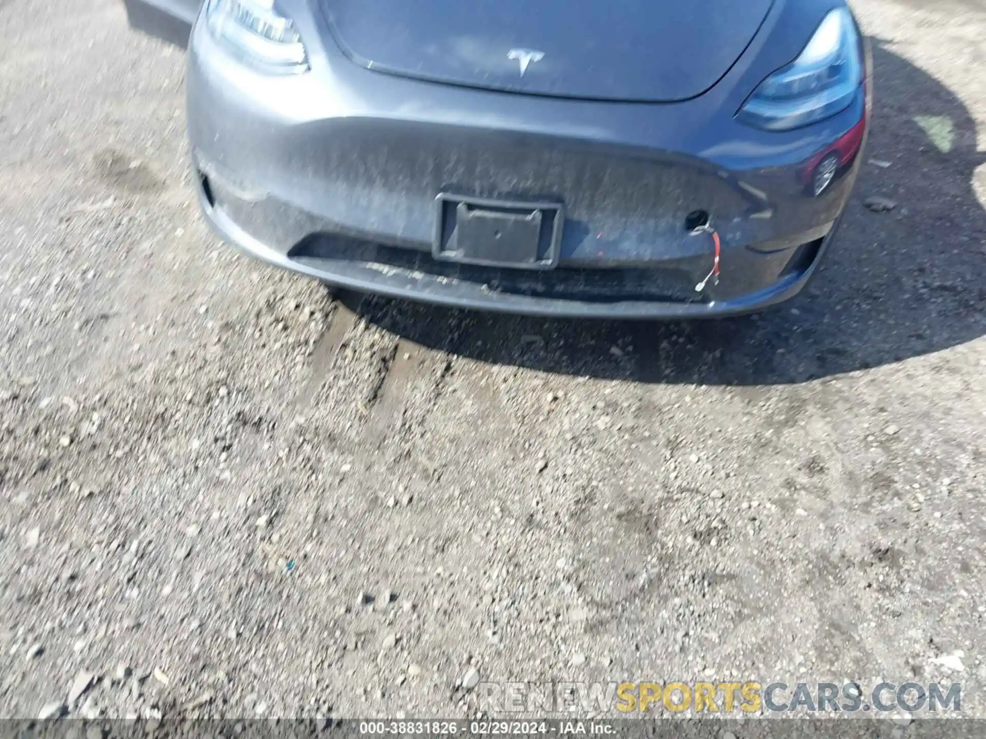 11 Photograph of a damaged car 7SAYGDEE3NA009763 TESLA MODEL Y 2022