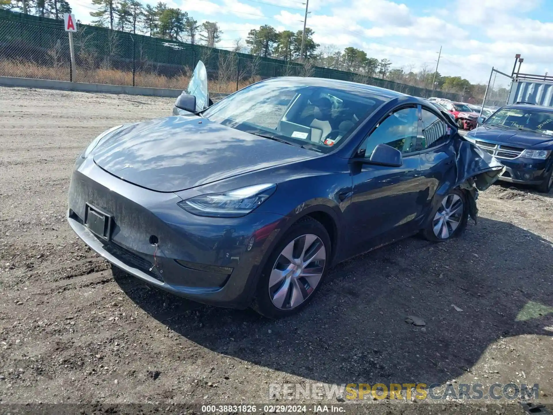 2 Photograph of a damaged car 7SAYGDEE3NA009763 TESLA MODEL Y 2022