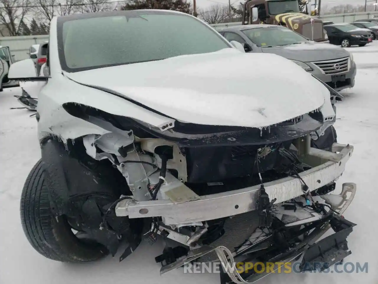 9 Photograph of a damaged car 7SAYGDEE3NF312867 TESLA MODEL Y 2022