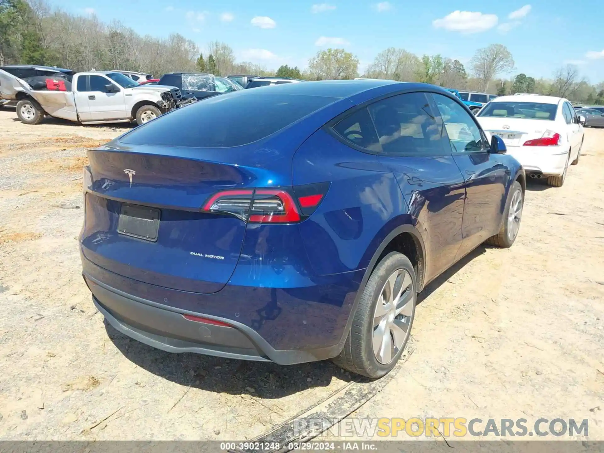 4 Фотография поврежденного автомобиля 7SAYGDEE3NF313873 TESLA MODEL Y 2022