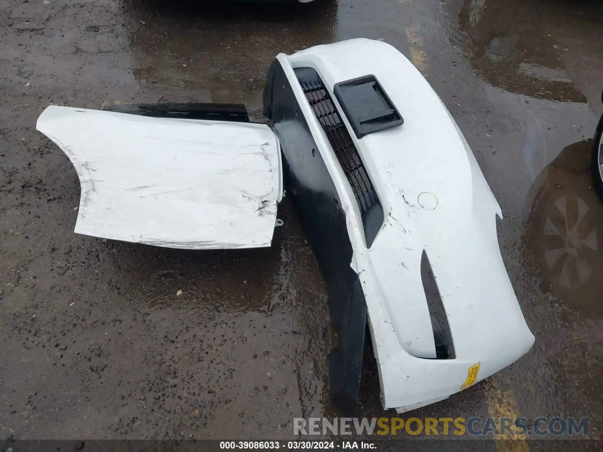 12 Photograph of a damaged car 7SAYGDEE3NF322315 TESLA MODEL Y 2022