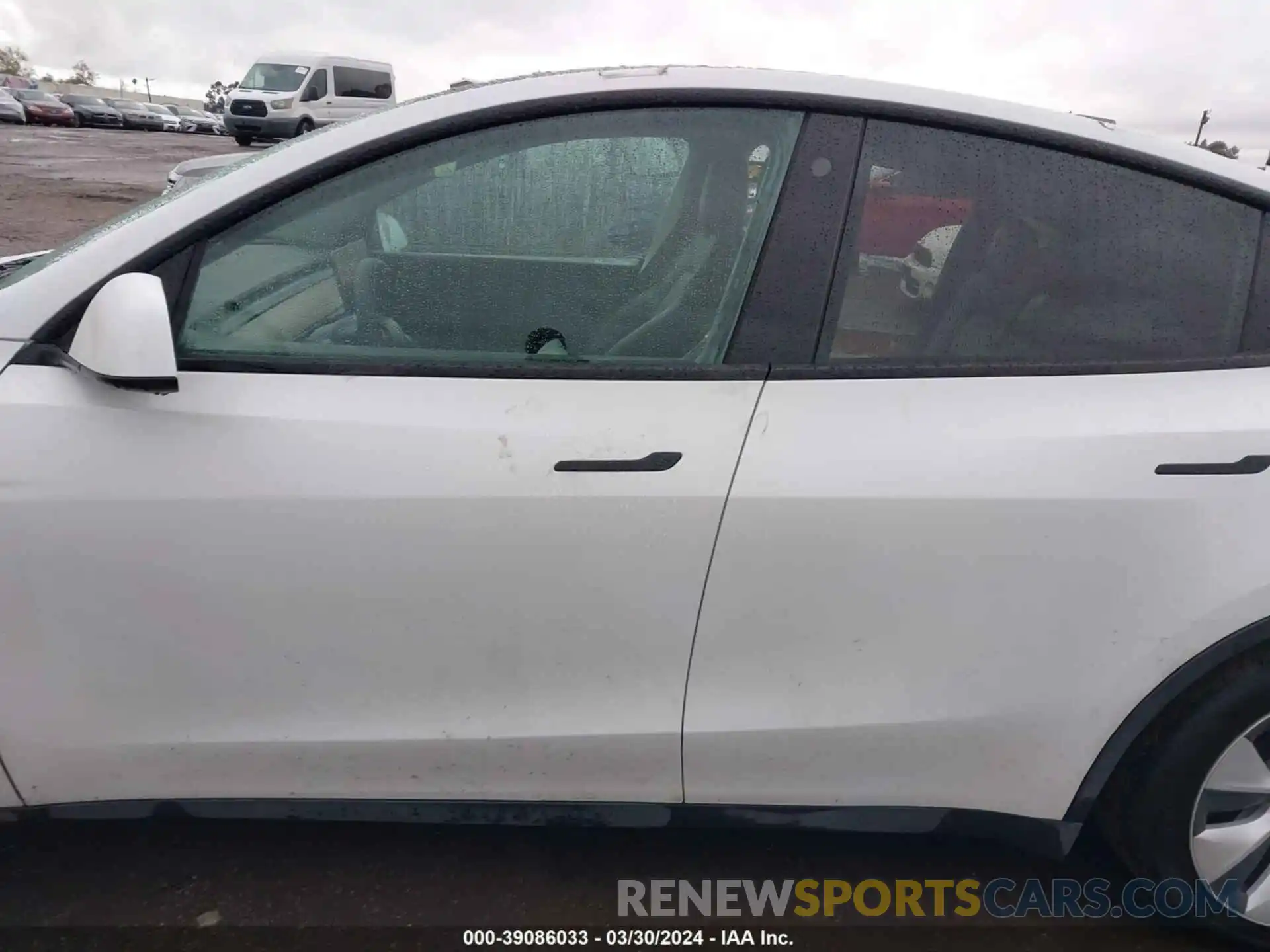 15 Photograph of a damaged car 7SAYGDEE3NF322315 TESLA MODEL Y 2022