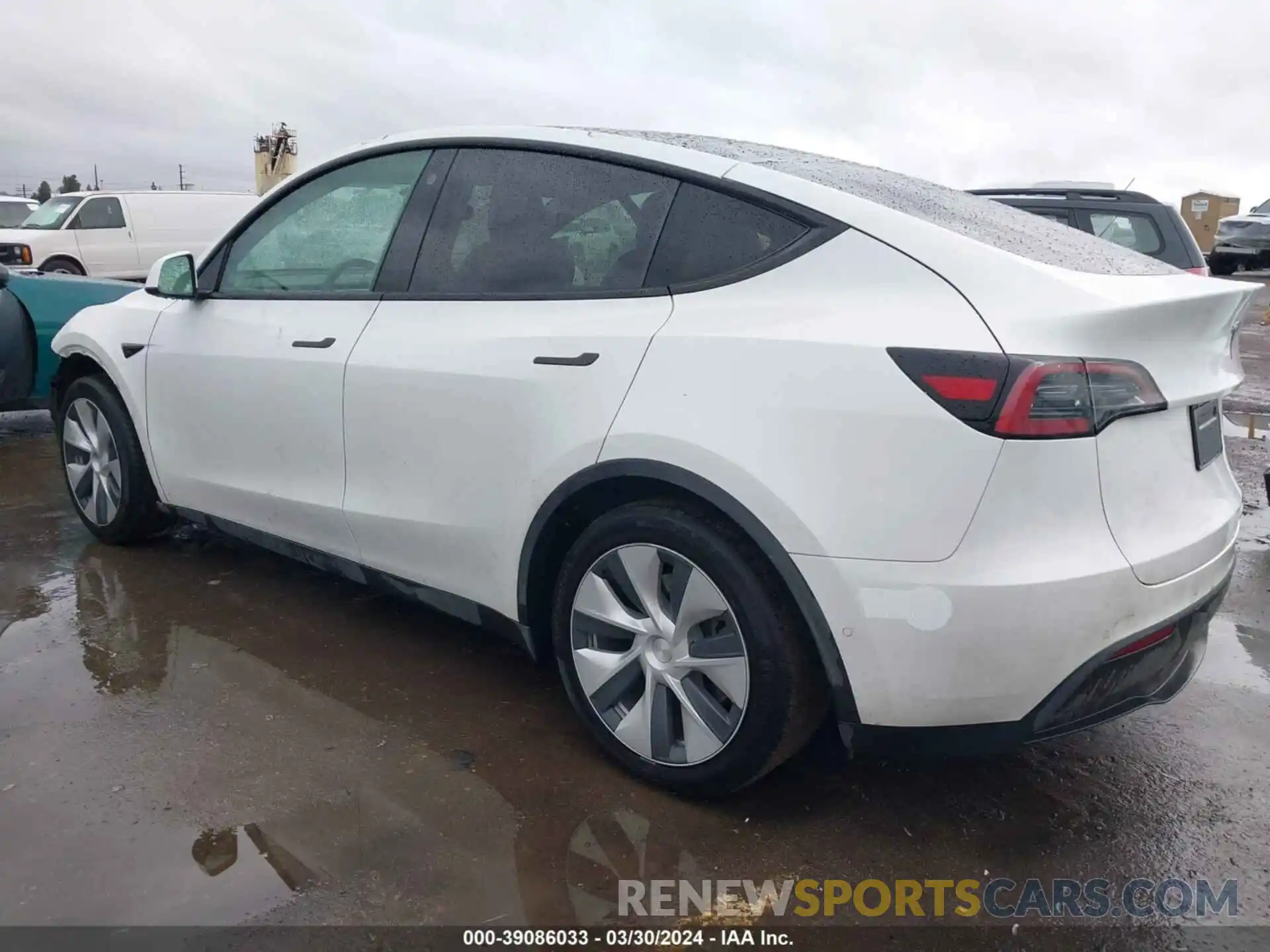 3 Photograph of a damaged car 7SAYGDEE3NF322315 TESLA MODEL Y 2022