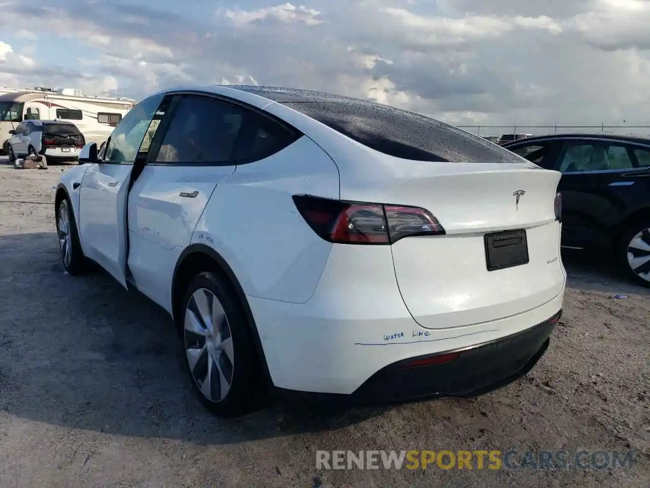 3 Photograph of a damaged car 7SAYGDEE3NF324825 TESLA MODEL Y 2022