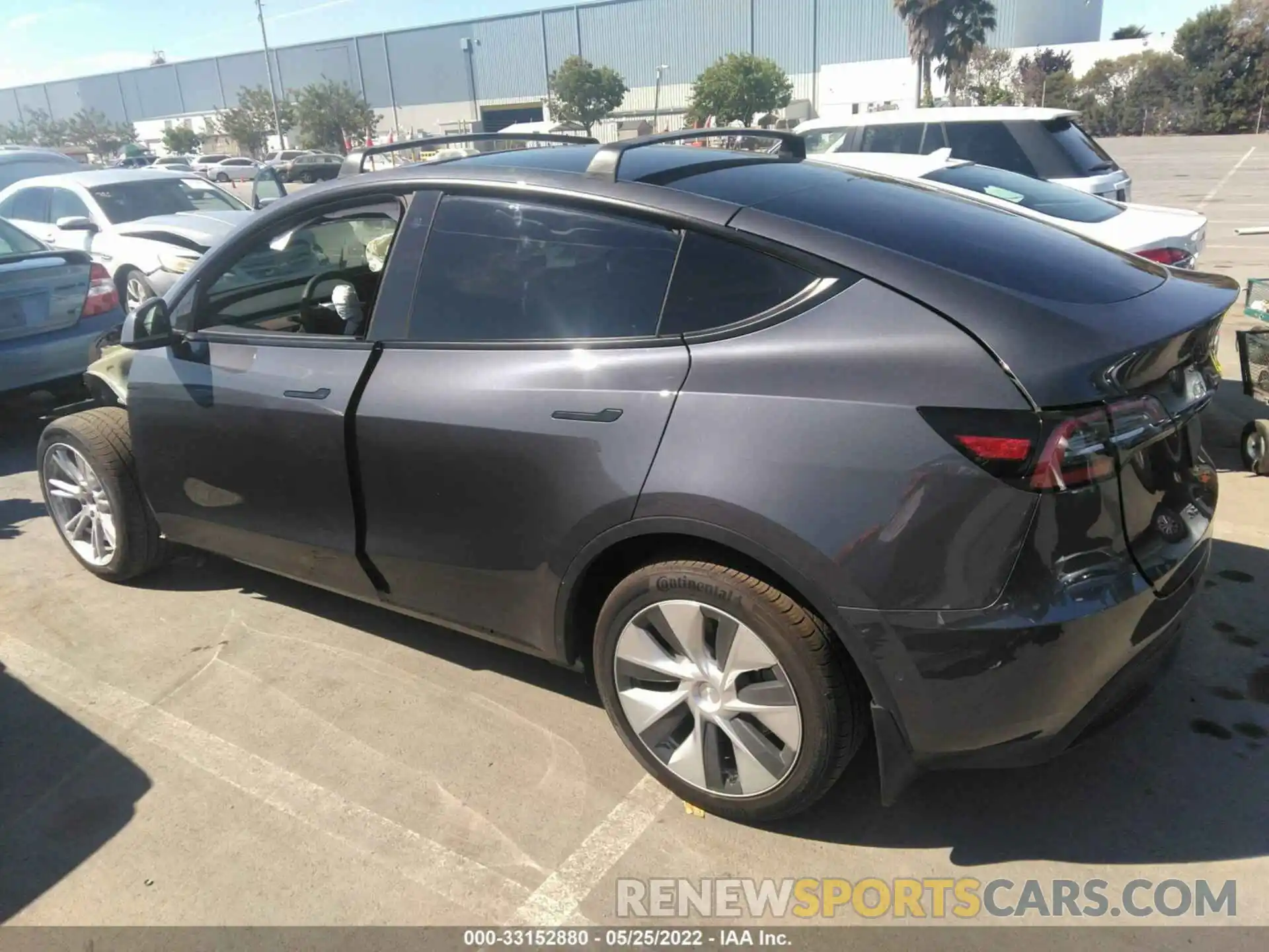 3 Photograph of a damaged car 7SAYGDEE3NF341981 TESLA MODEL Y 2022