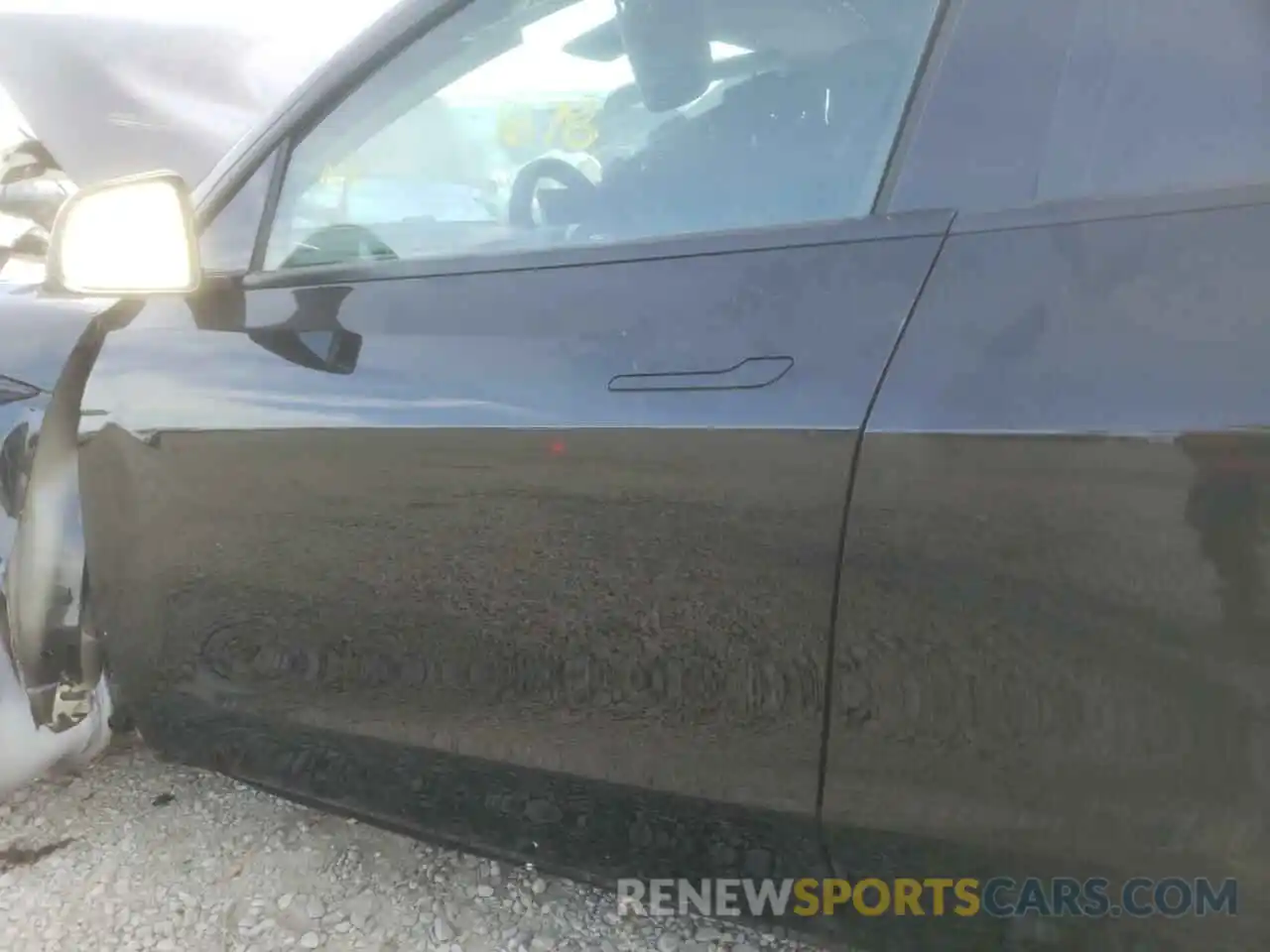 10 Photograph of a damaged car 7SAYGDEE3NF350552 TESLA MODEL Y 2022