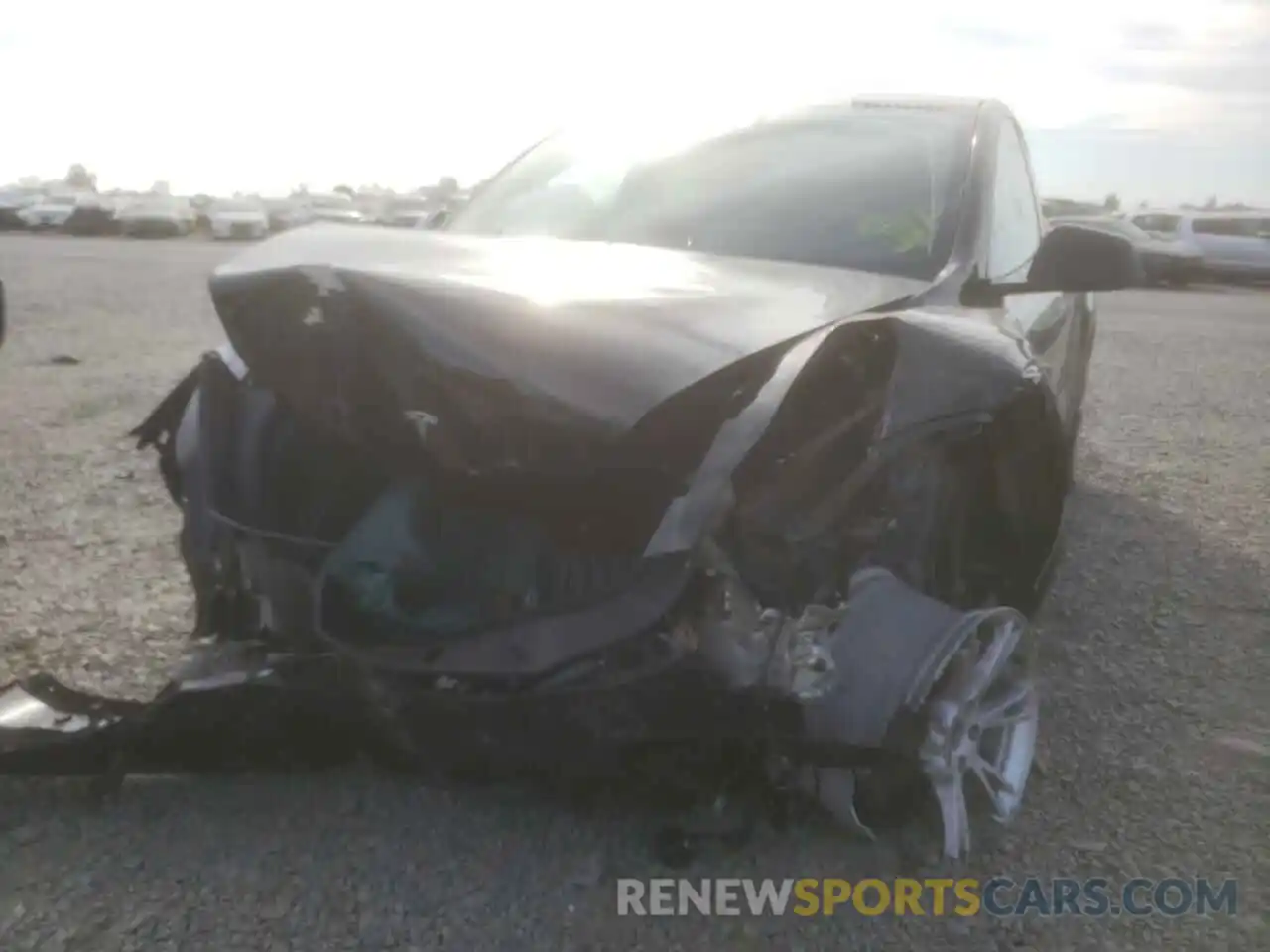 9 Photograph of a damaged car 7SAYGDEE3NF350552 TESLA MODEL Y 2022