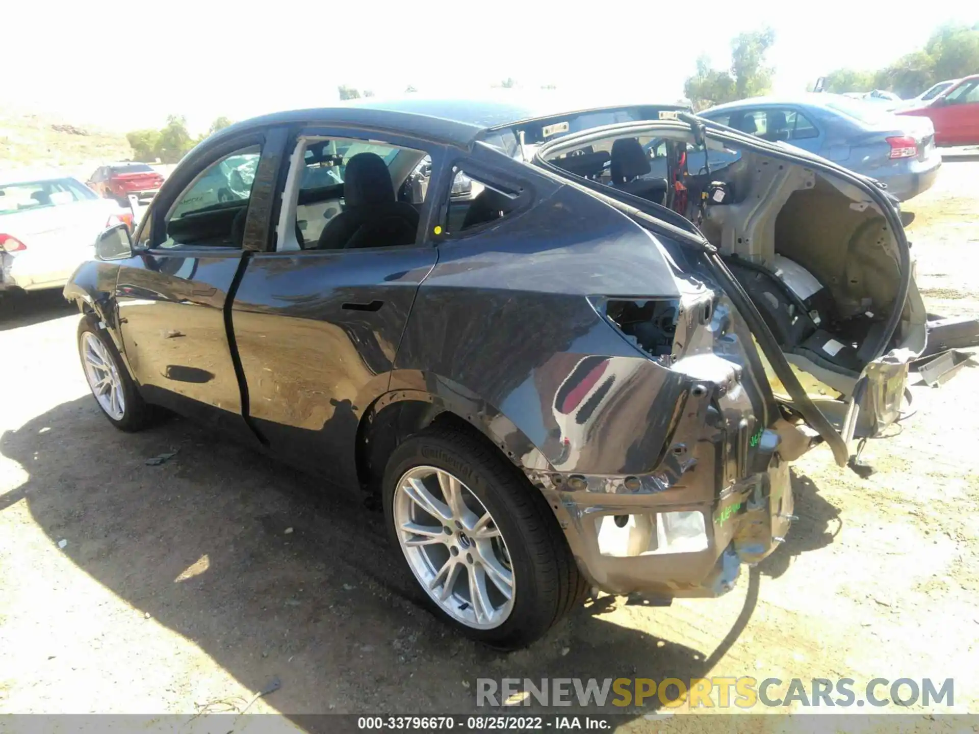 3 Photograph of a damaged car 7SAYGDEE3NF365908 TESLA MODEL Y 2022