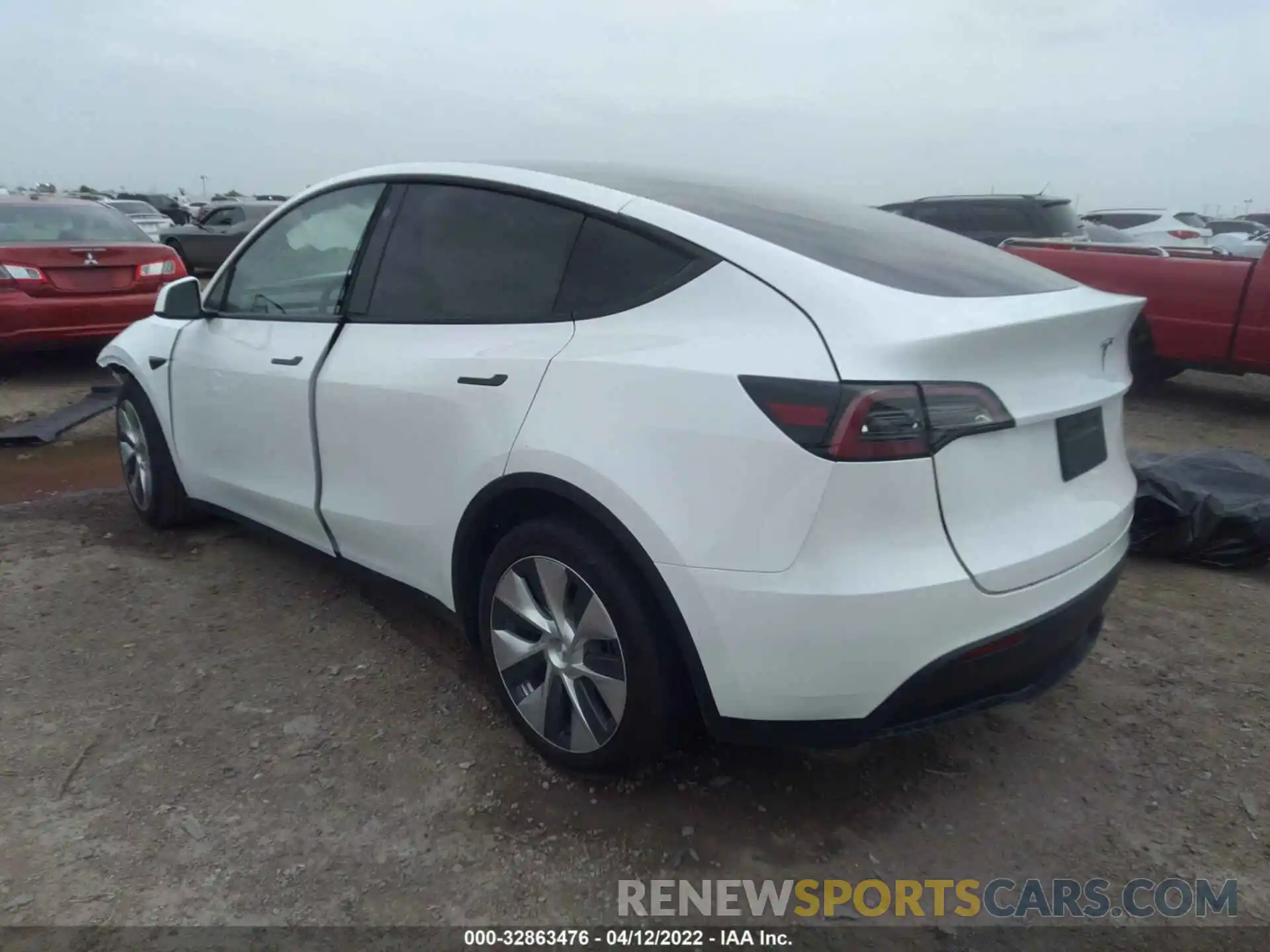 3 Photograph of a damaged car 7SAYGDEE4NF315356 TESLA MODEL Y 2022