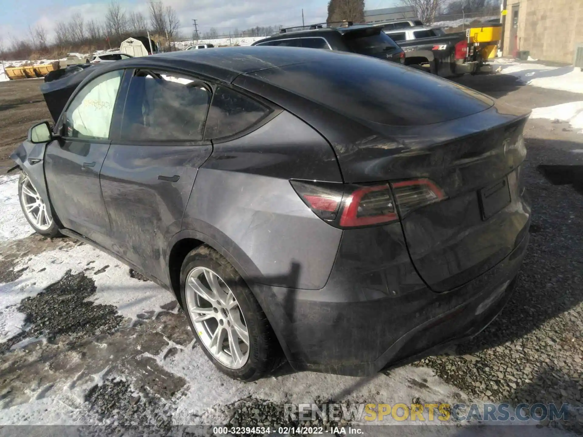 3 Photograph of a damaged car 7SAYGDEE4NF317950 TESLA MODEL Y 2022