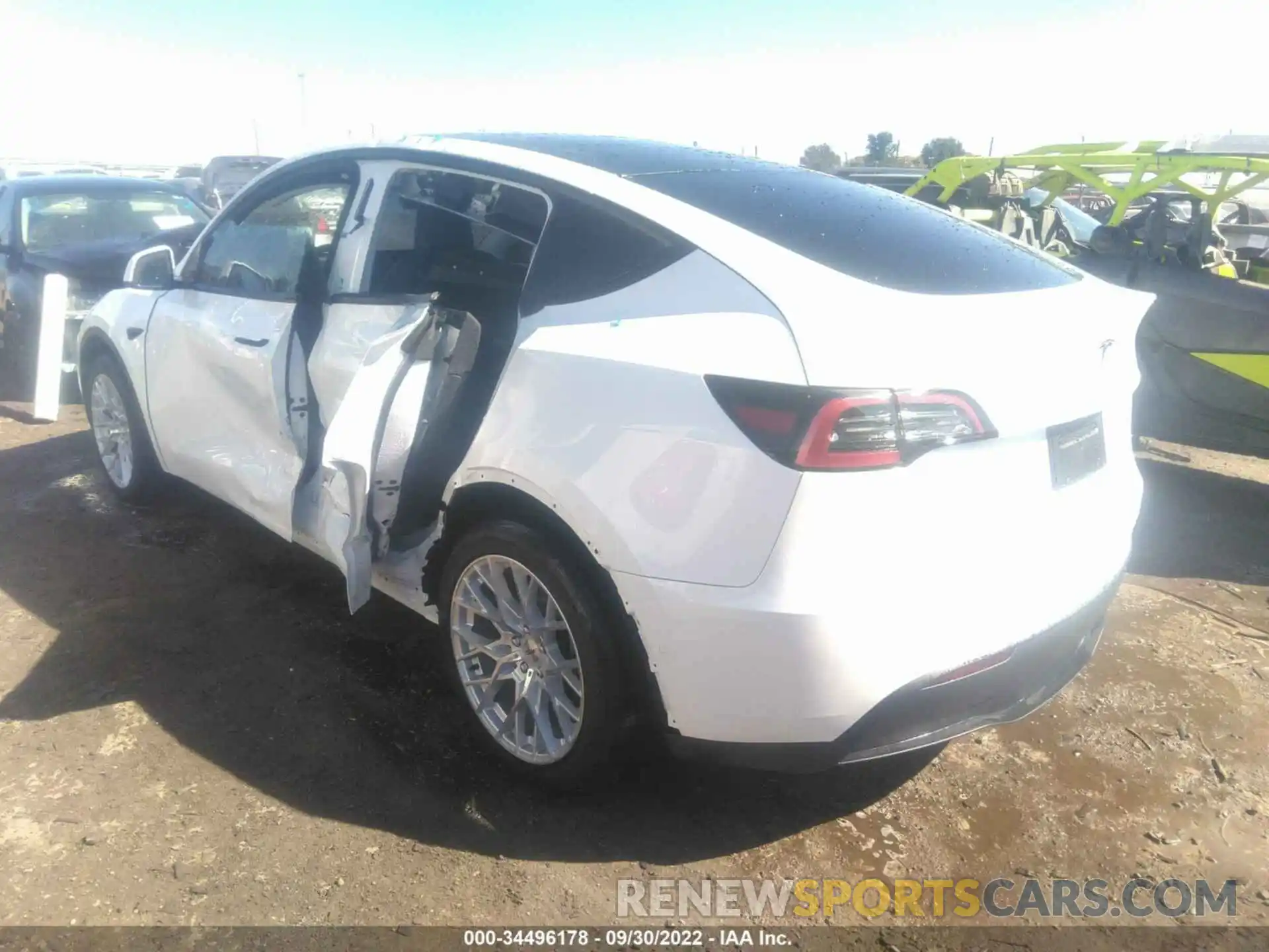 3 Photograph of a damaged car 7SAYGDEE4NF338541 TESLA MODEL Y 2022