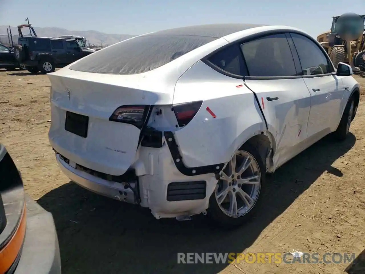 4 Photograph of a damaged car 7SAYGDEE4NF346719 TESLA MODEL Y 2022