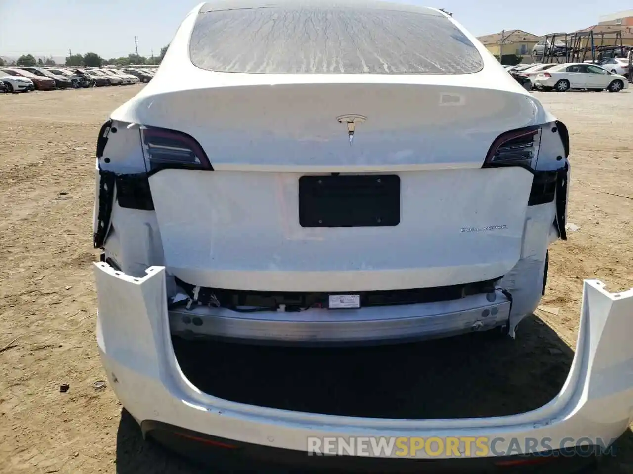 9 Photograph of a damaged car 7SAYGDEE4NF346719 TESLA MODEL Y 2022