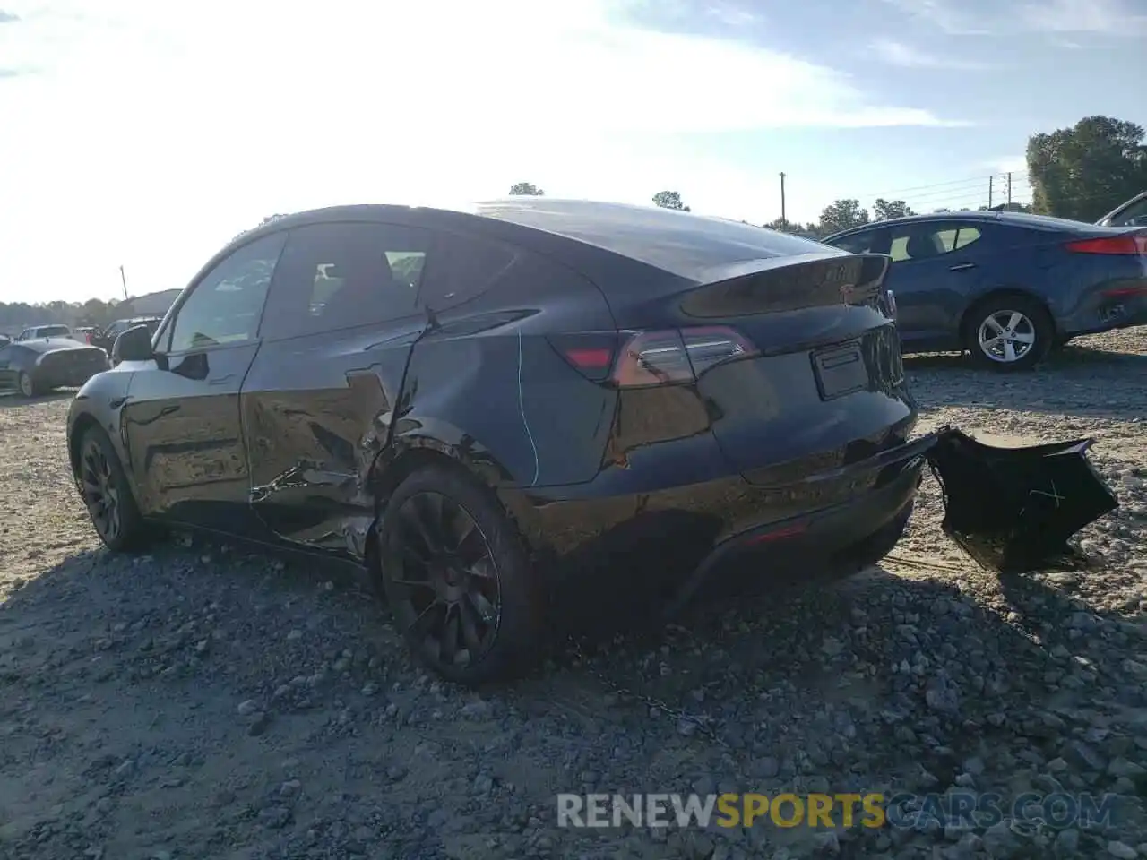 3 Photograph of a damaged car 7SAYGDEE4NF441703 TESLA MODEL Y 2022