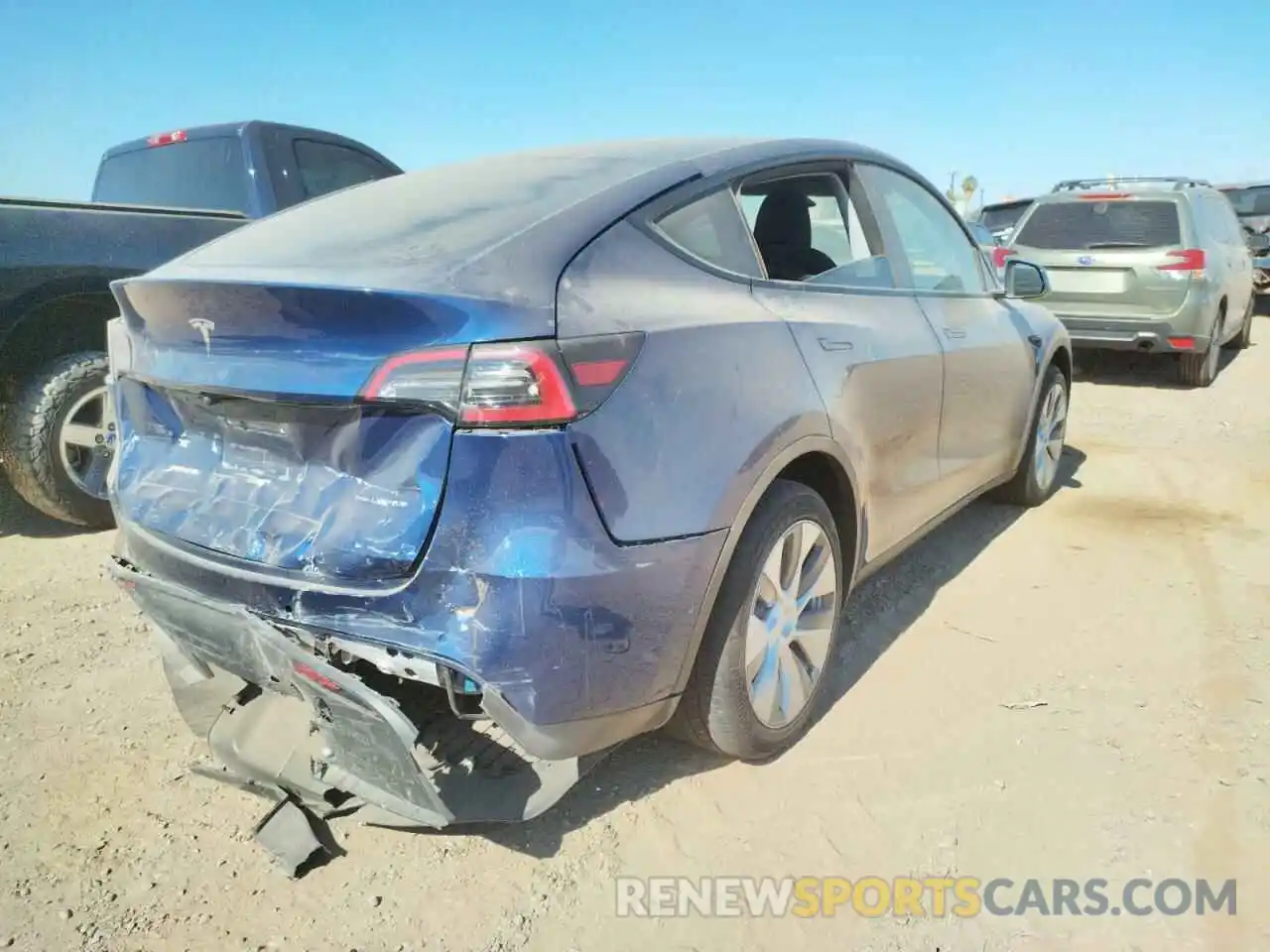 4 Photograph of a damaged car 7SAYGDEE5NF344882 TESLA MODEL Y 2022