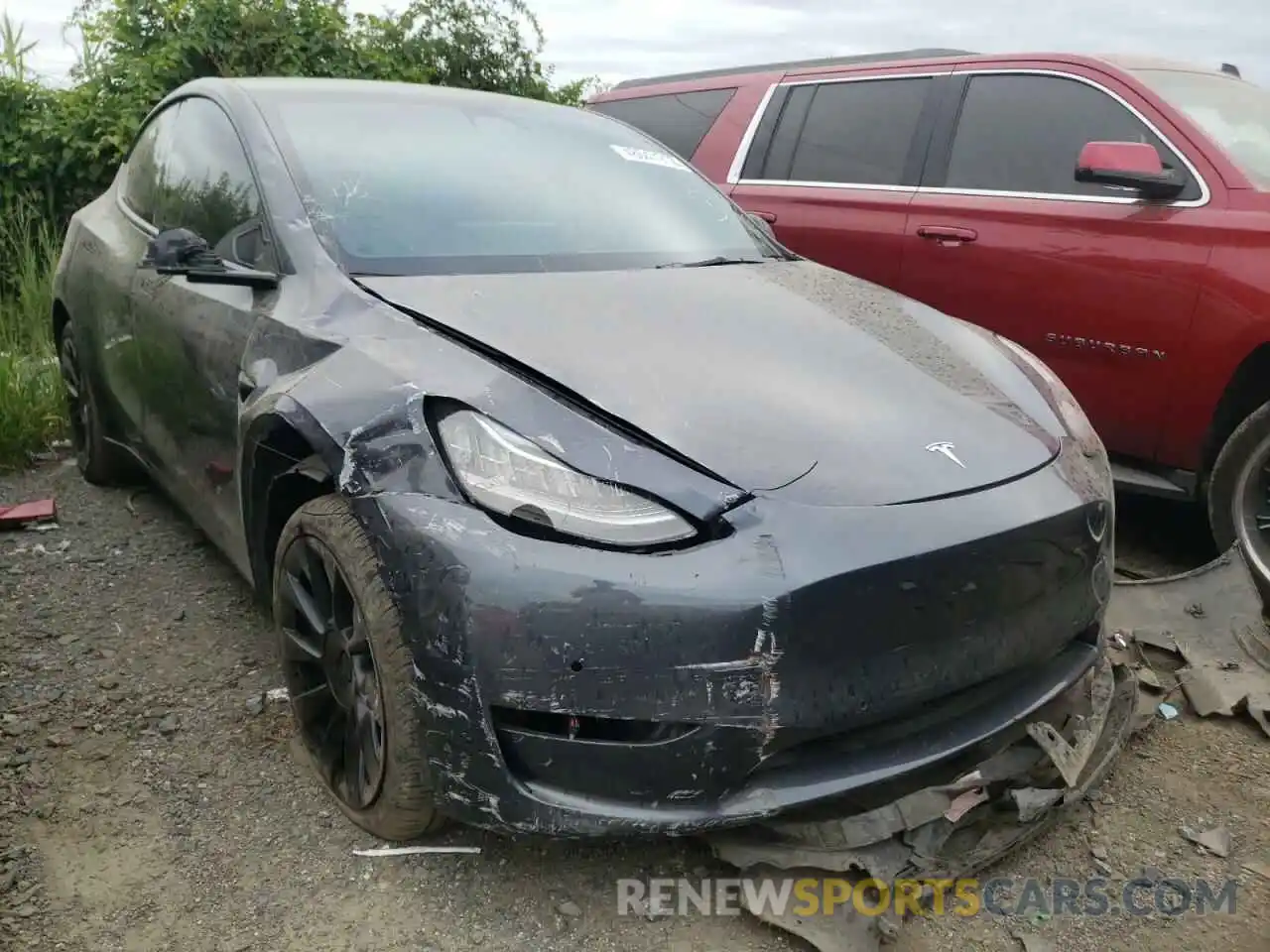 9 Photograph of a damaged car 7SAYGDEE6NF322258 TESLA MODEL Y 2022