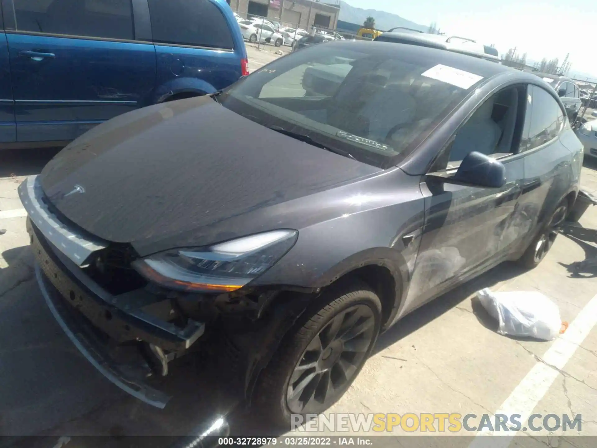 2 Photograph of a damaged car 7SAYGDEE6NF344440 TESLA MODEL Y 2022