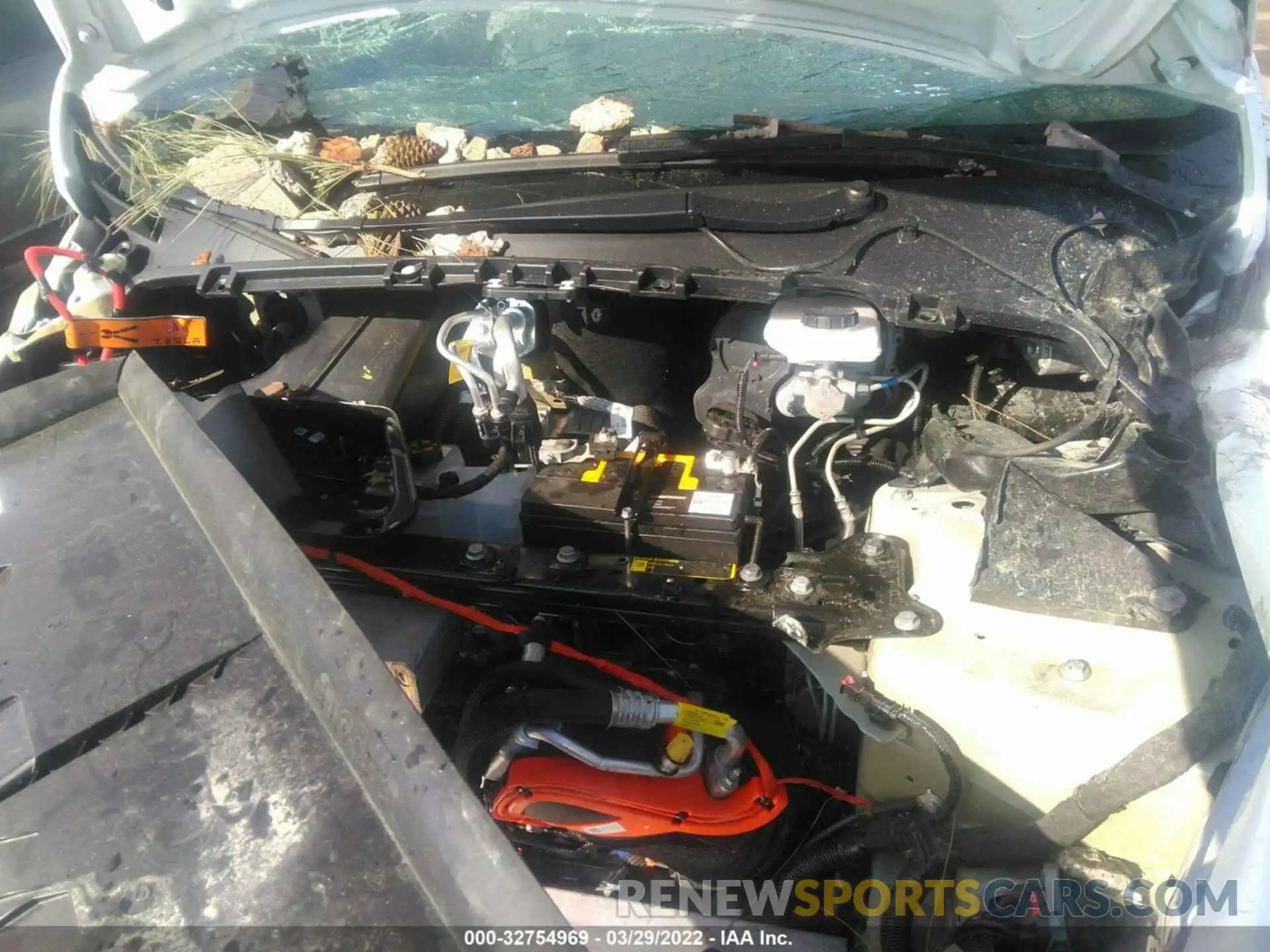 10 Photograph of a damaged car 7SAYGDEE6NF355082 TESLA MODEL Y 2022