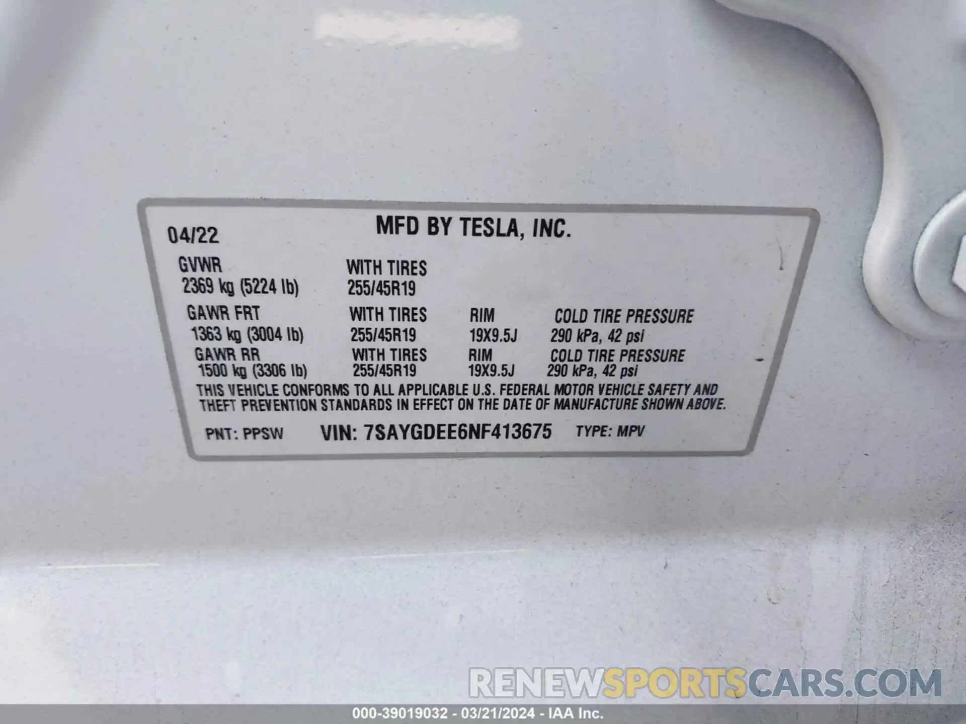 9 Photograph of a damaged car 7SAYGDEE6NF413675 TESLA MODEL Y 2022