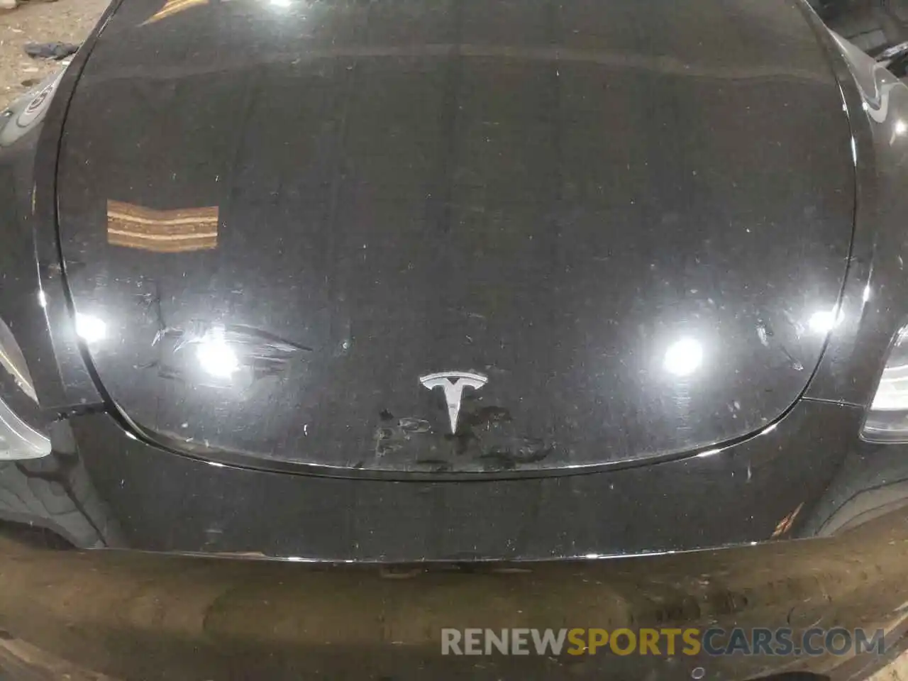 11 Photograph of a damaged car 7SAYGDEE7NA005070 TESLA MODEL Y 2022