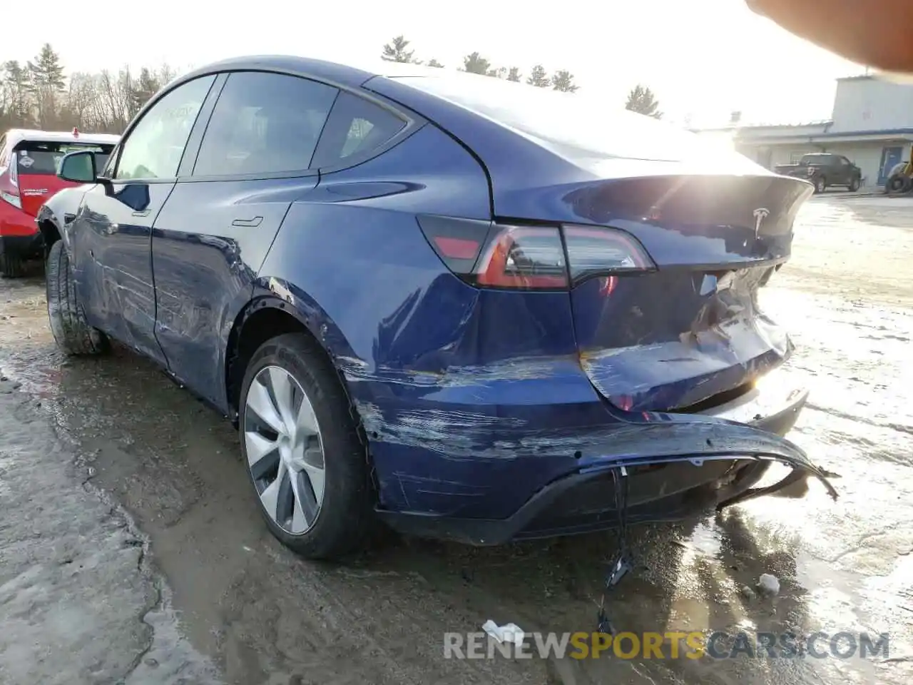 3 Photograph of a damaged car 7SAYGDEE7NF310460 TESLA MODEL Y 2022