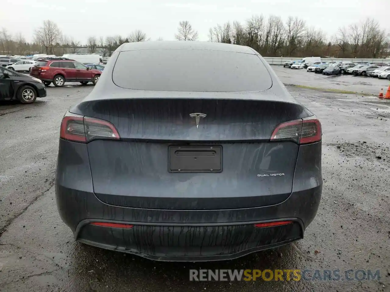 6 Photograph of a damaged car 7SAYGDEE7NF511856 TESLA MODEL Y 2022